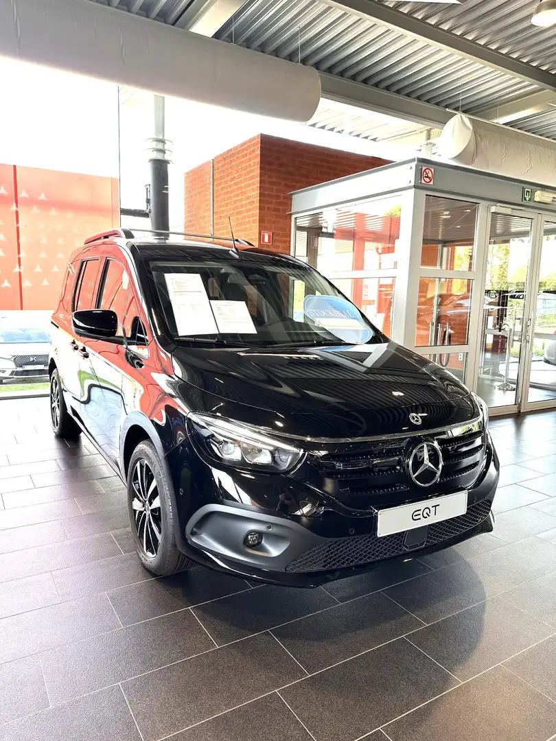 Mercedes-Benz EQT EQT 200 L1 Advanced Plus Zwart - 1