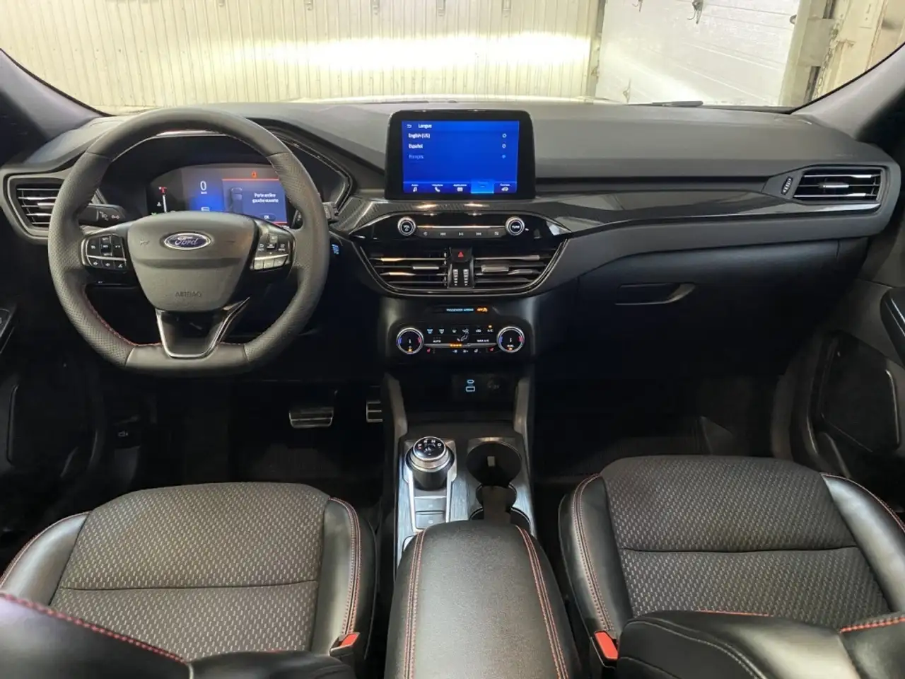 Ford Escape снимка Ford Escape