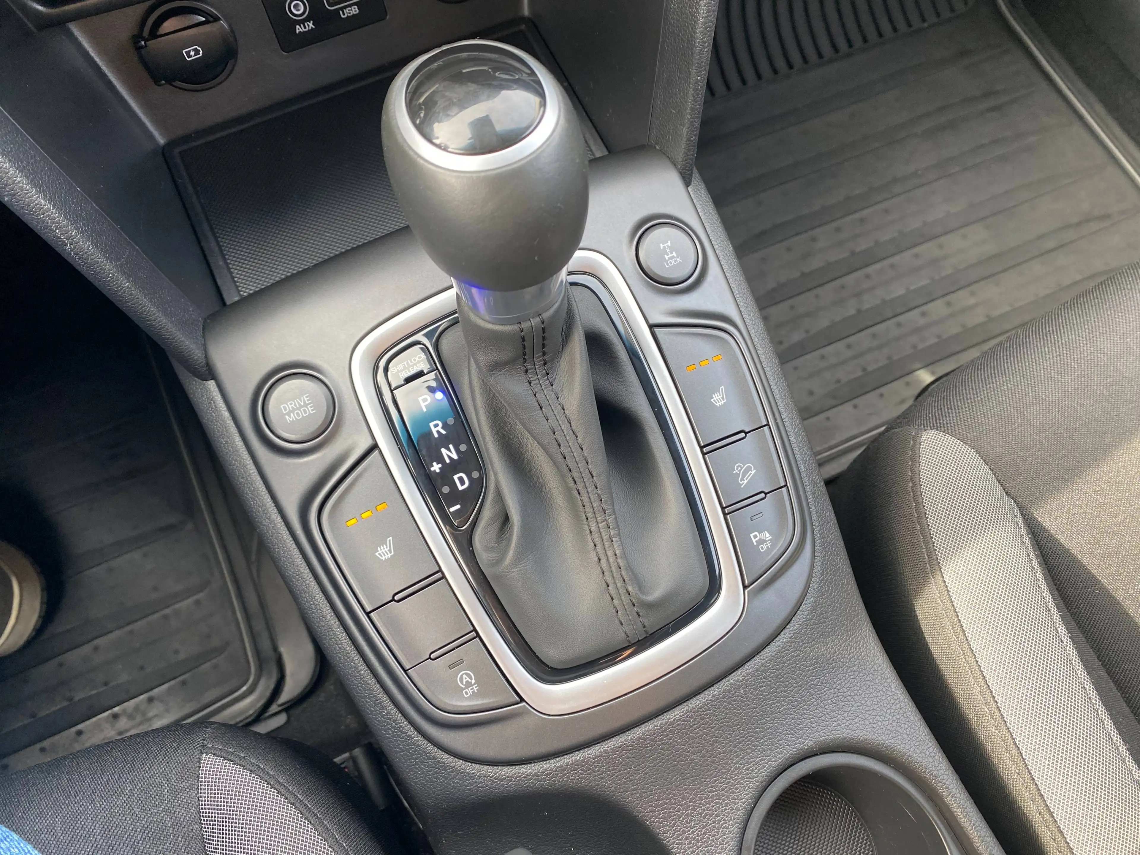 Hyundai KONA 1.6 TGDI 7G-DCT 4WD Premium 1.Hand LED Navi Kamera Carplay HeadUP — photo 27