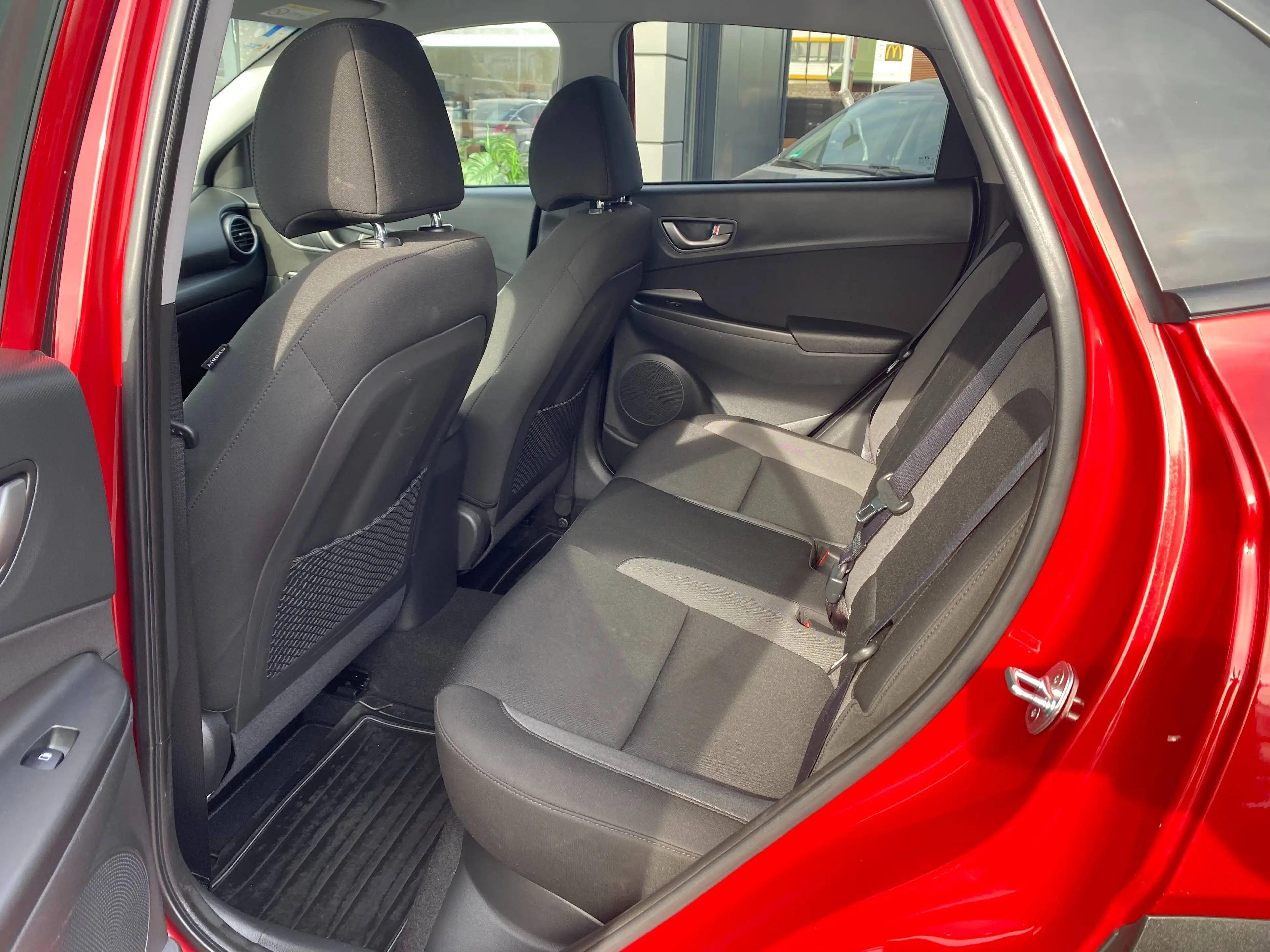 Hyundai KONA 1.6 TGDI 7G-DCT 4WD Premium 1.Hand LED Navi Kamera Carplay HeadUP — photo 16