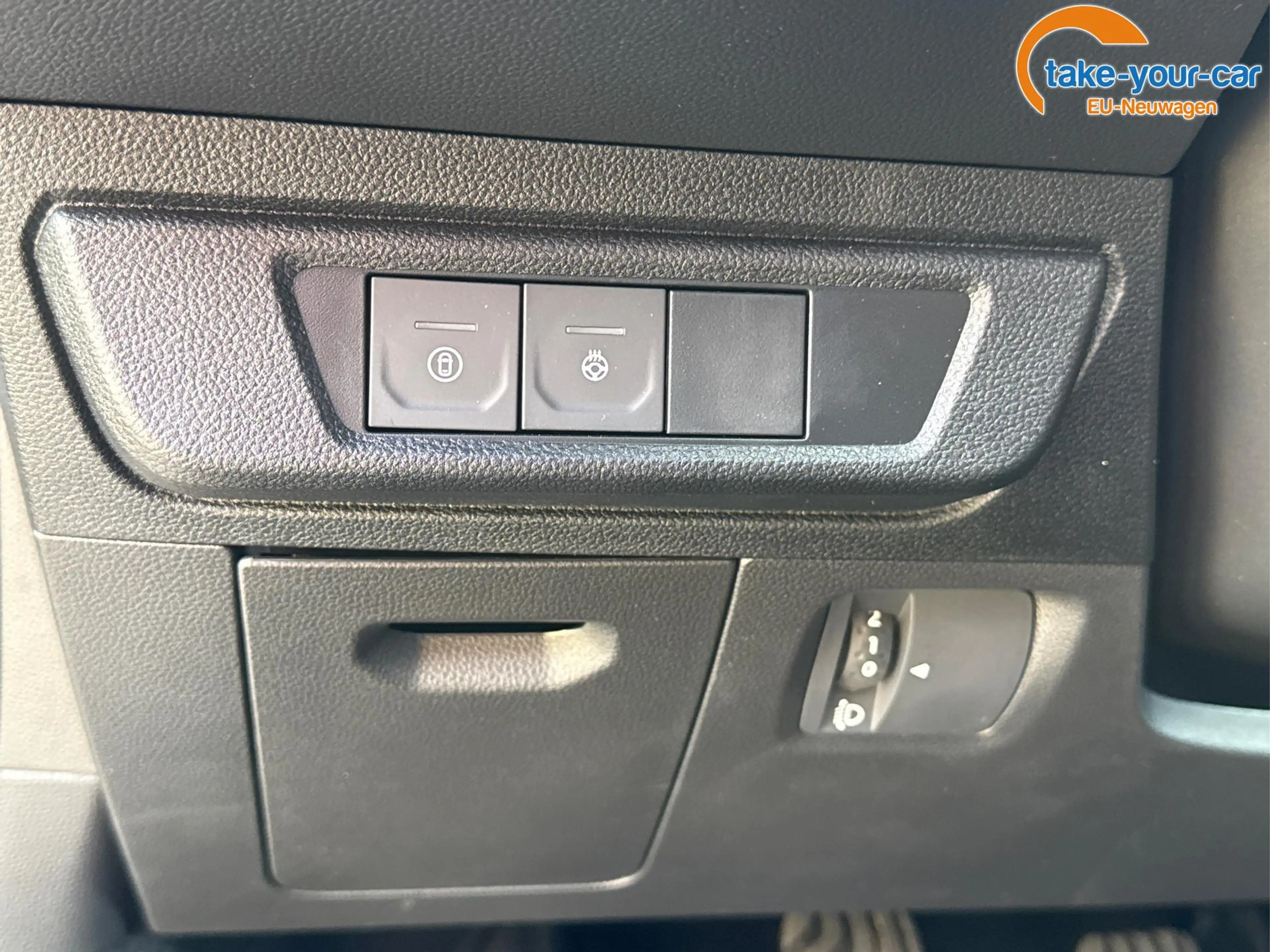 Dacia Jogger Journey NAVI+KAMERA+SHZ+PDC+LED+16"LM 1.0 Tce 1... — photo 18