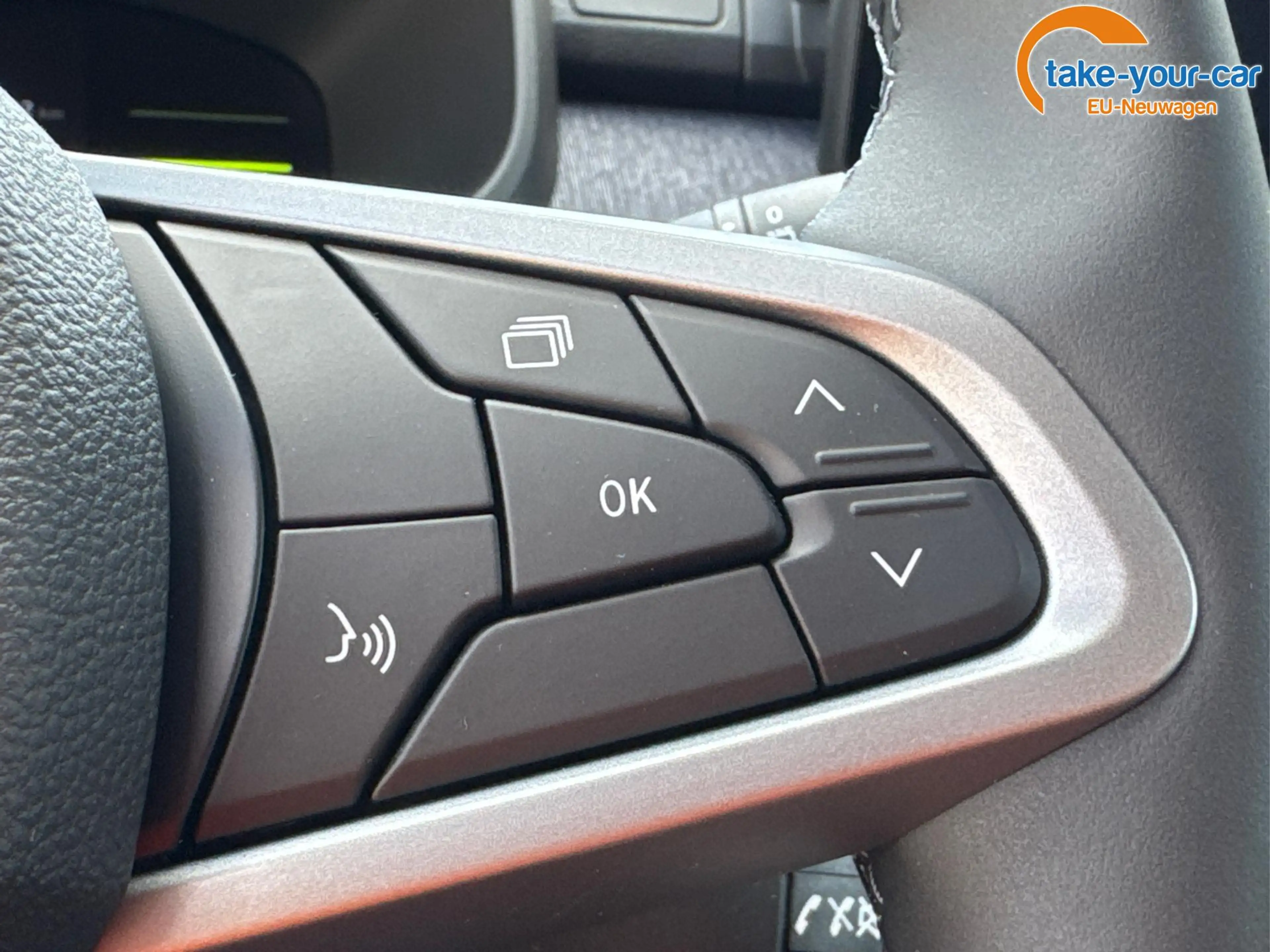 Dacia Jogger Journey NAVI+KAMERA+SHZ+PDC+LED+16"LM 1.0 Tce 1... — photo 23