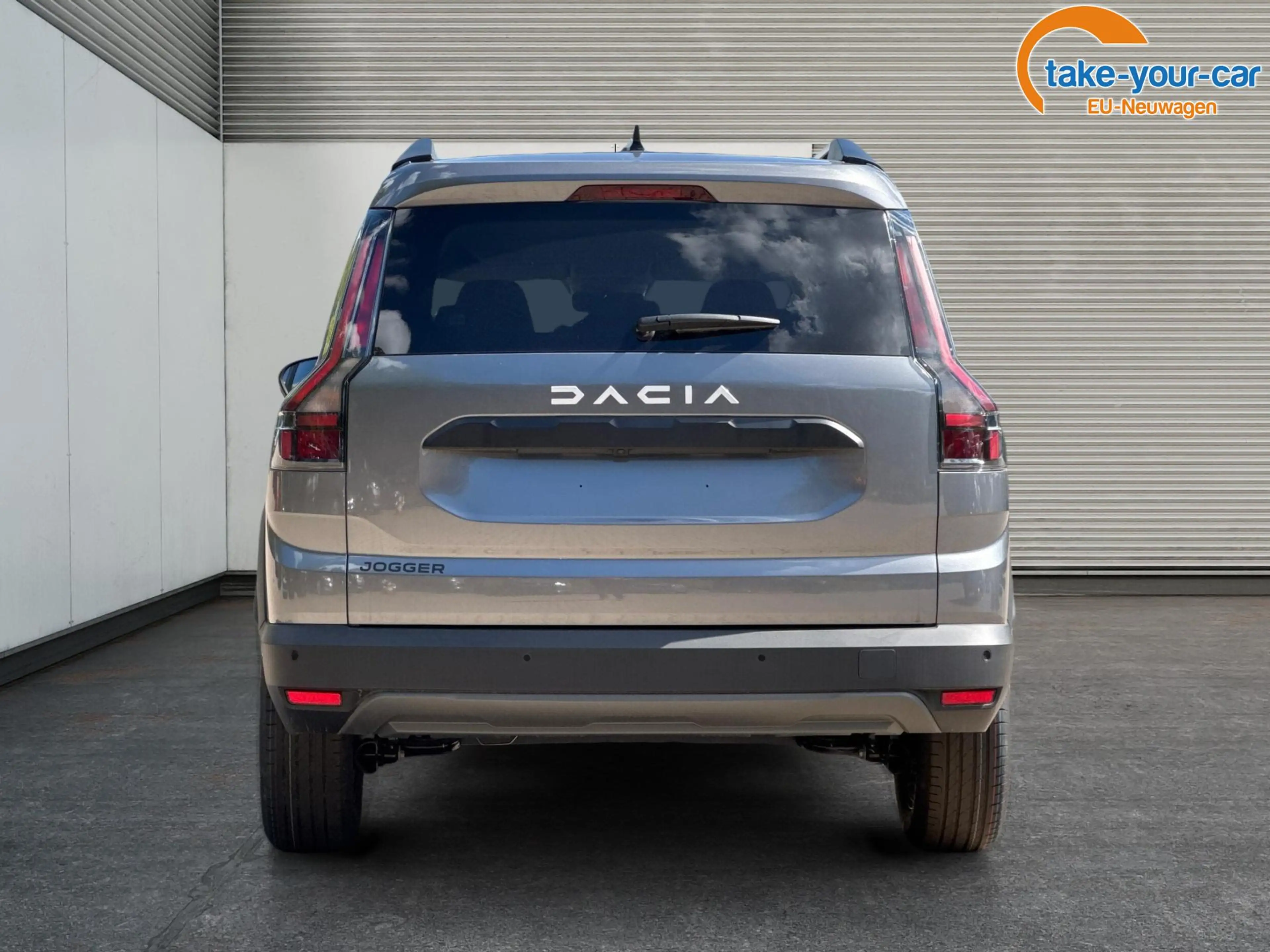 Dacia Jogger Journey NAVI+KAMERA+SHZ+PDC+LED+16"LM 1.0 Tce 1... — photo 4