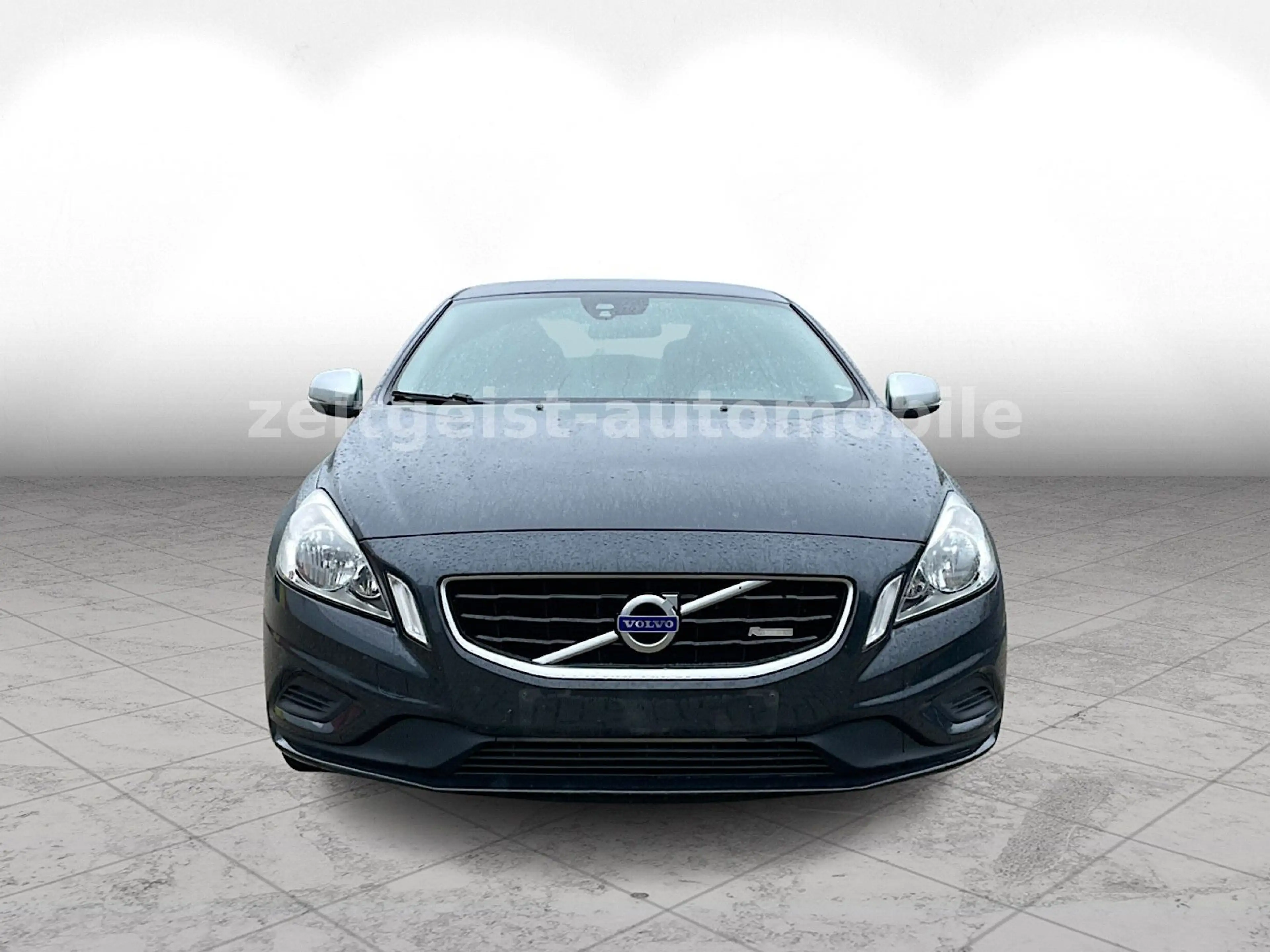Volvo S60 1.6i R-Design*TÜV & SERVICE NEU* — photo 3