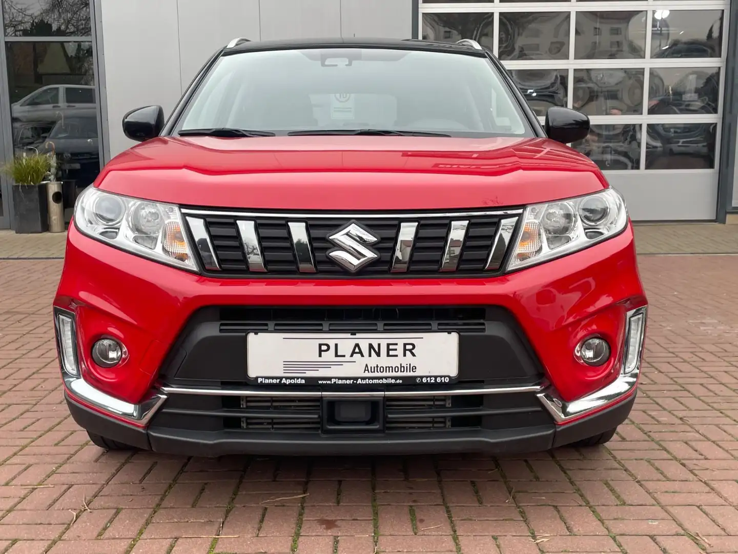 Suzuki Vitara 1.0 Comfort 4x4 1.Hand Automatik HU/AU Rot - 2
