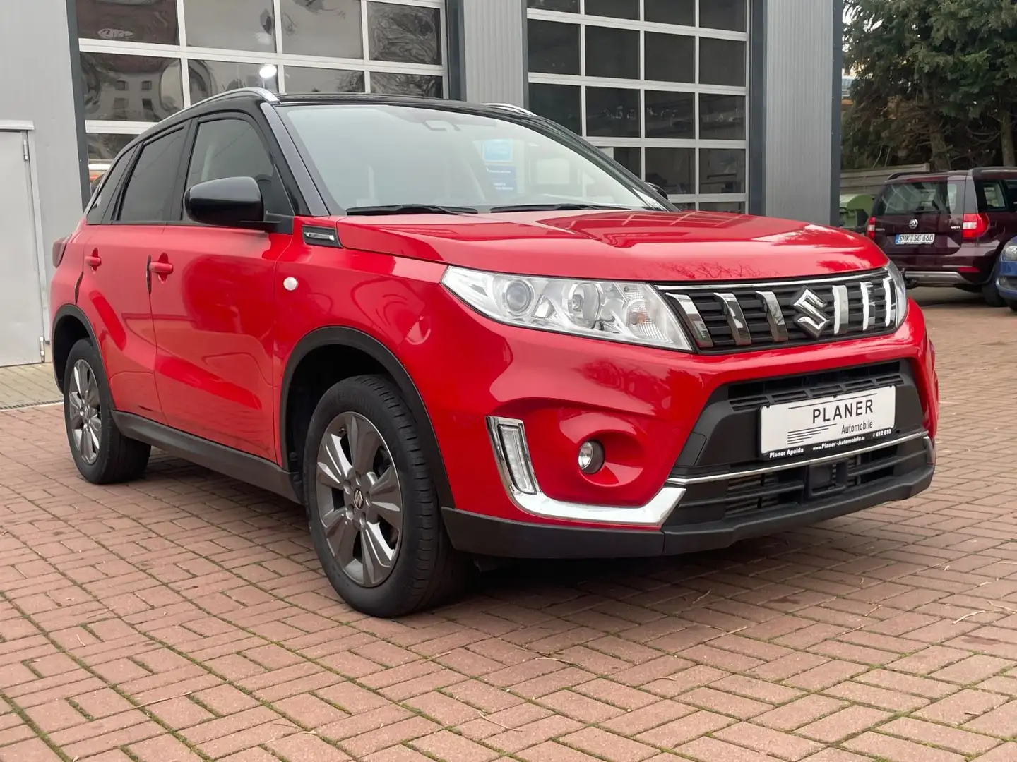 Suzuki Vitara 1.0 Comfort 4x4 1.Hand Automatik HU/AU Rot - 1