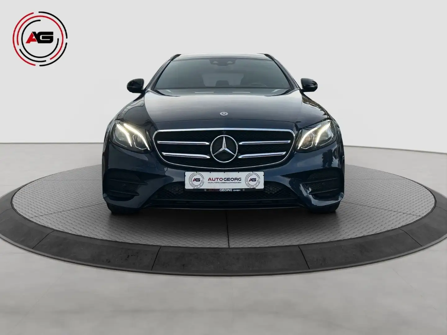 Mercedes-Benz E 300 de AMG LINE BURMES PANO 360°HUD COMAND Blau - 2