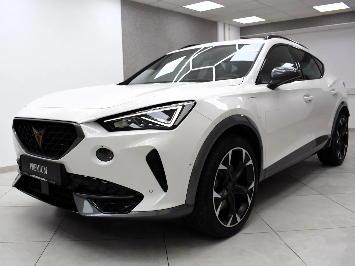 CUPRA Formentor VZ 1.4 e-Hybrid ACC LED VCkpt Ambient 2xSpur Weiß - 2