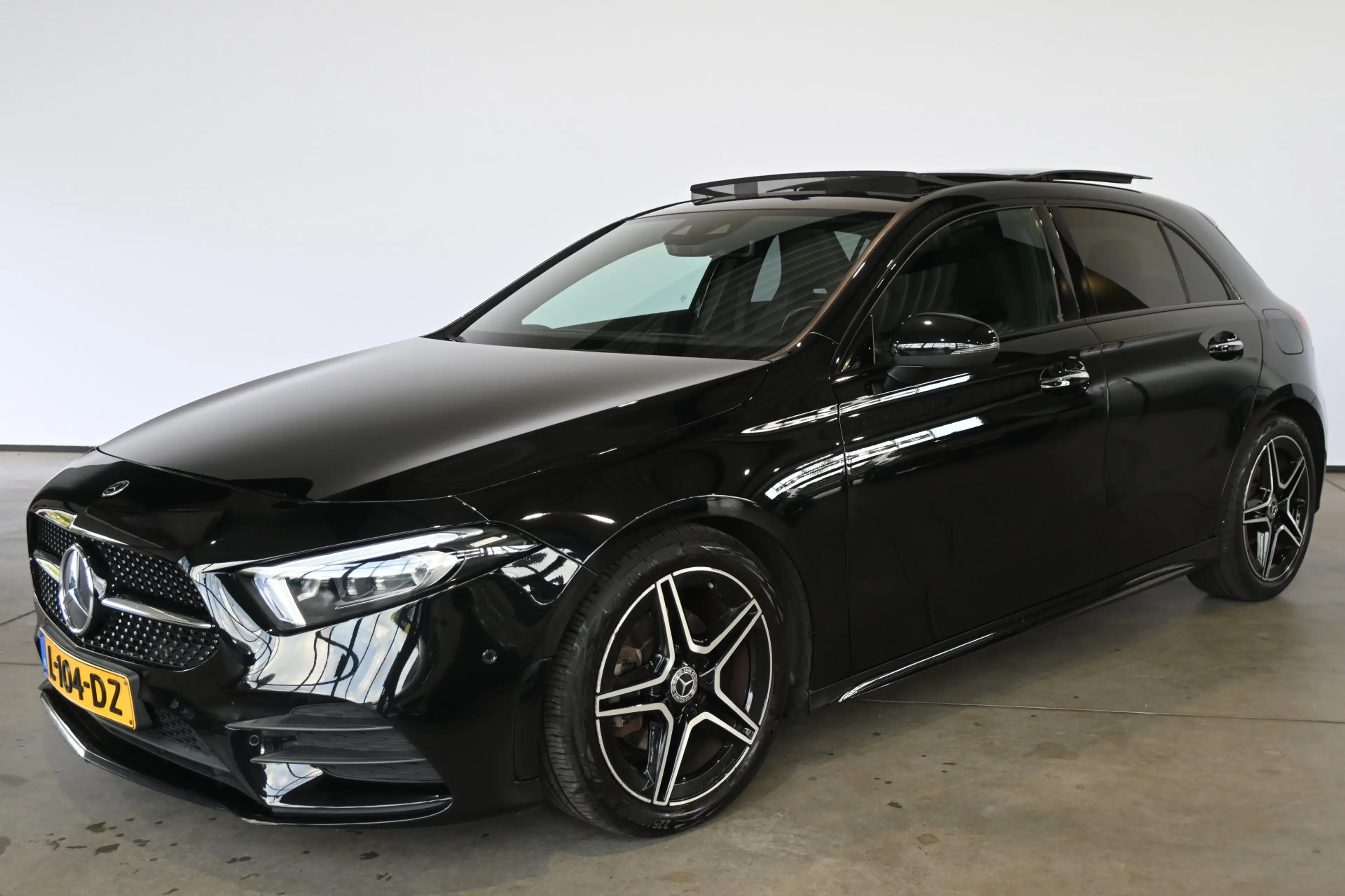Mercedes-Benz A 180 Business Solution AMG Nap! Clima CarPlay Cruise Pa — photo 13