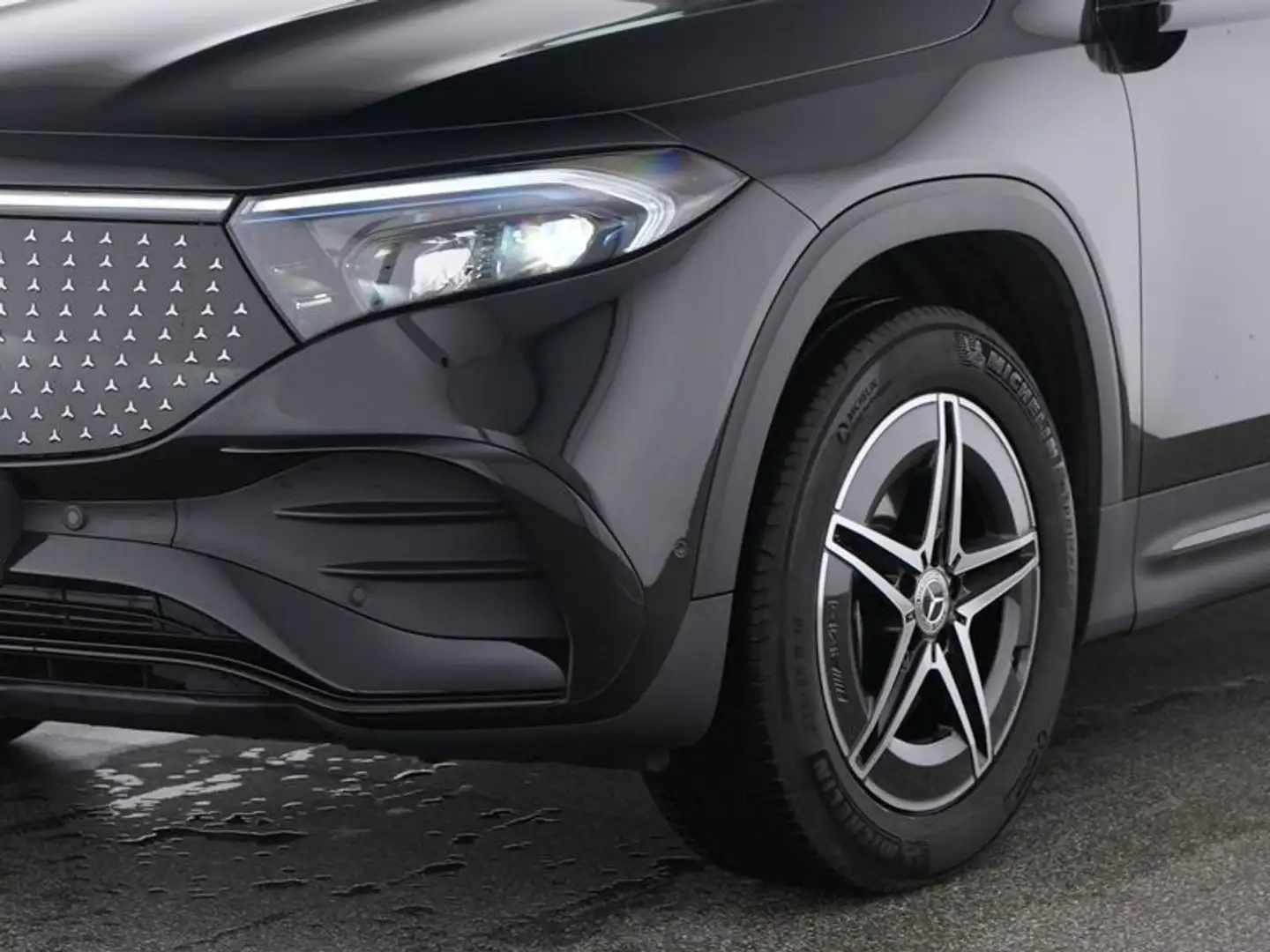 Mercedes-Benz EQB 350 4M AMG-PREM NIGHT FAP MEMOR 360° HuD VZA Negro - 2