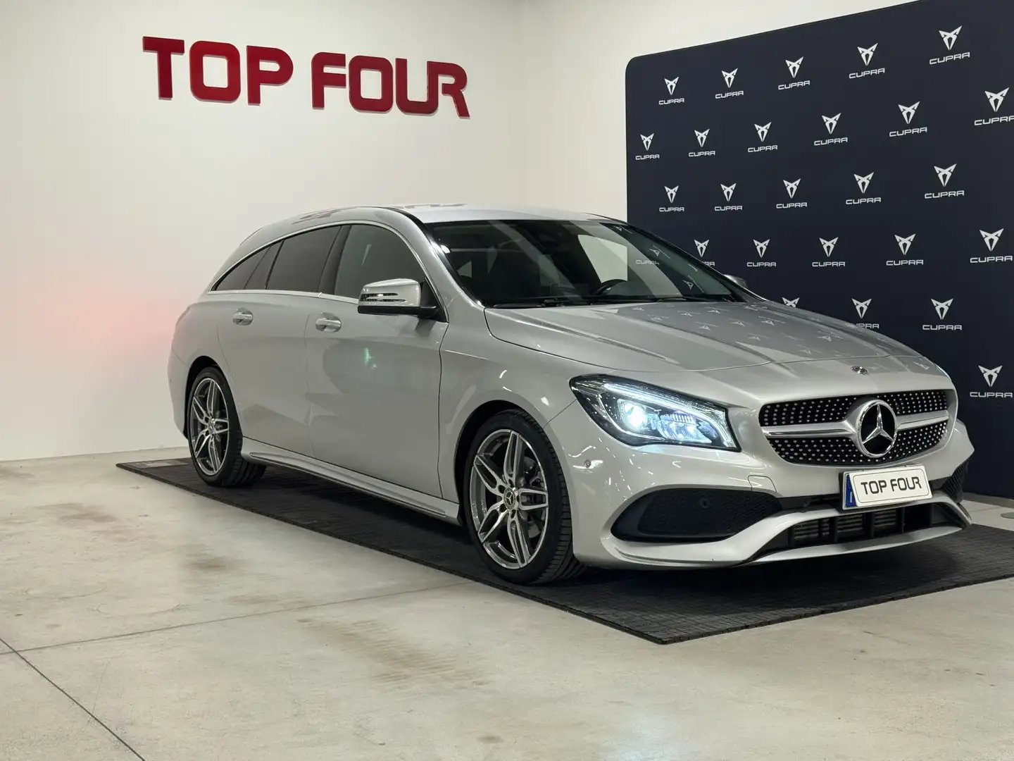 Mercedes-Benz CLA 200 CLA 200 d S.W. 4Matic Automatic Premium Argent - 1