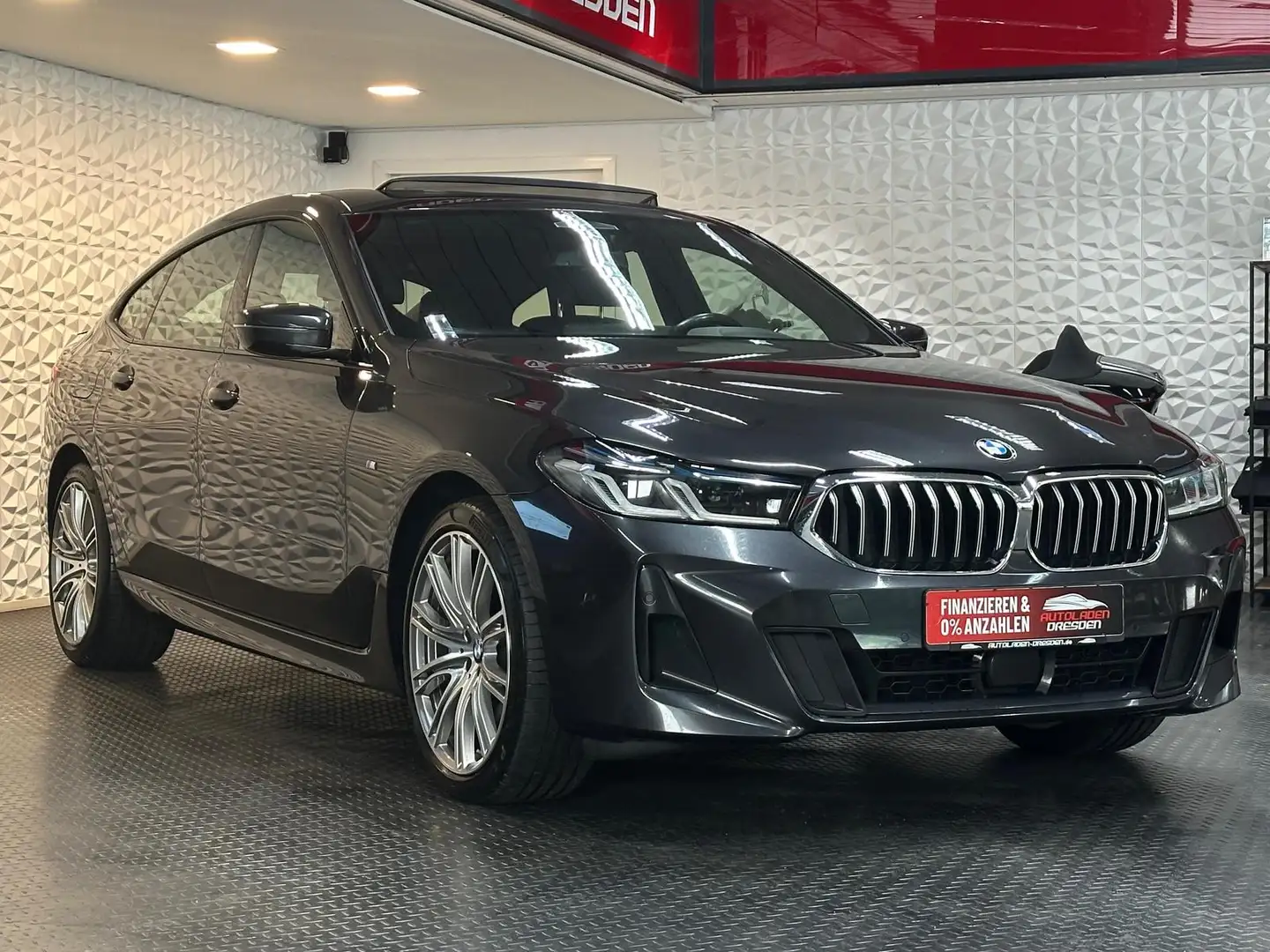 BMW 640 640d GT xDrive M SPORT LASER#PANO#H&K#HUD#AHK siva - 2