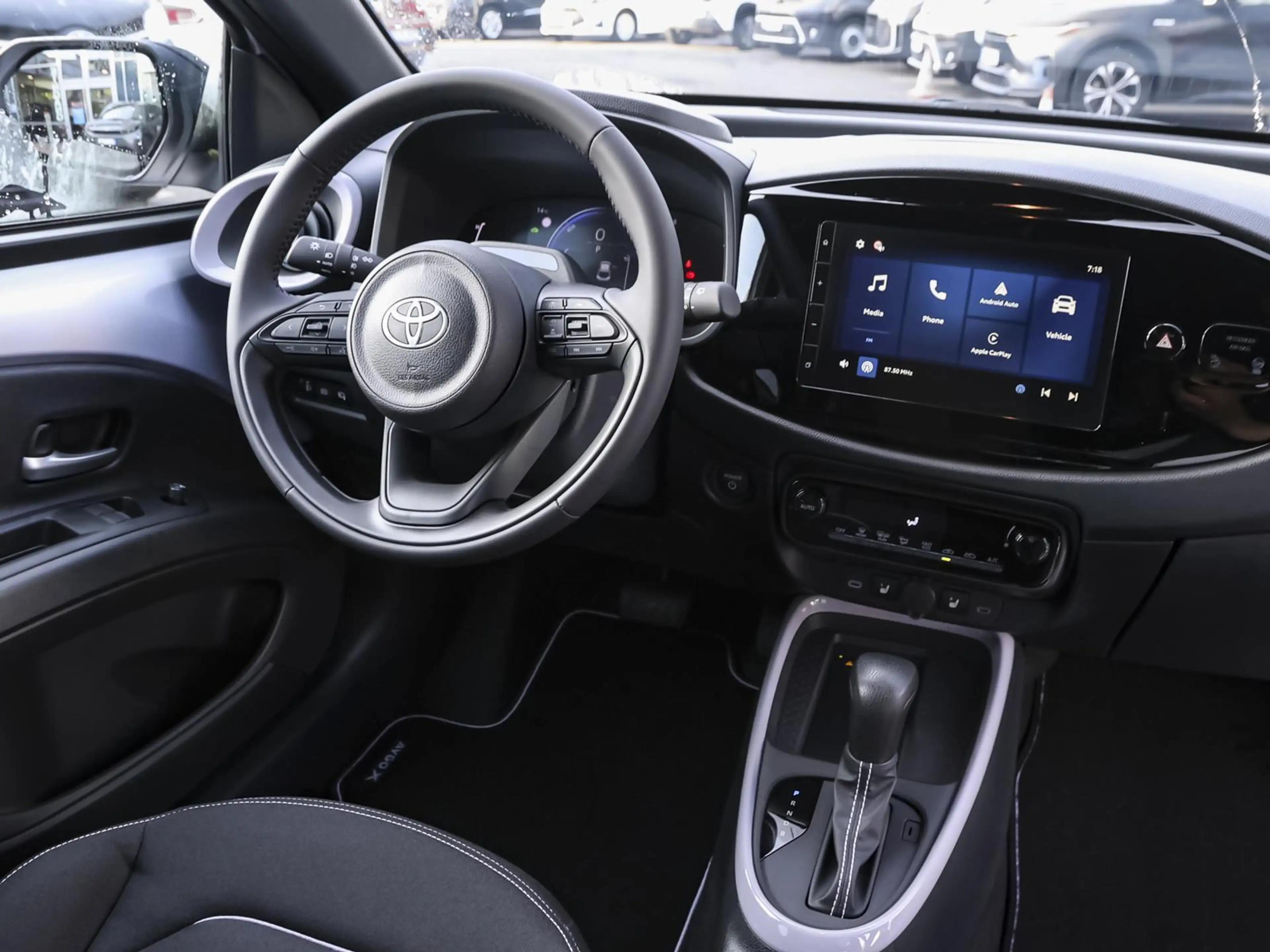 Toyota Aygo X 5-Türer Teamplayer 1,5 l Hybrid — photo 5