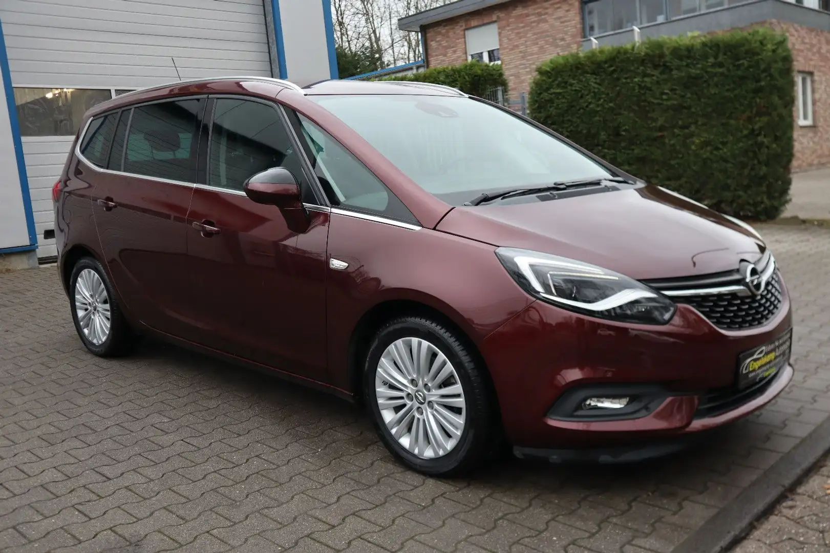 Opel Zafira C Innovation/CAM/AHK/NAVI/SCHECKH./1.HD Bruin - 1