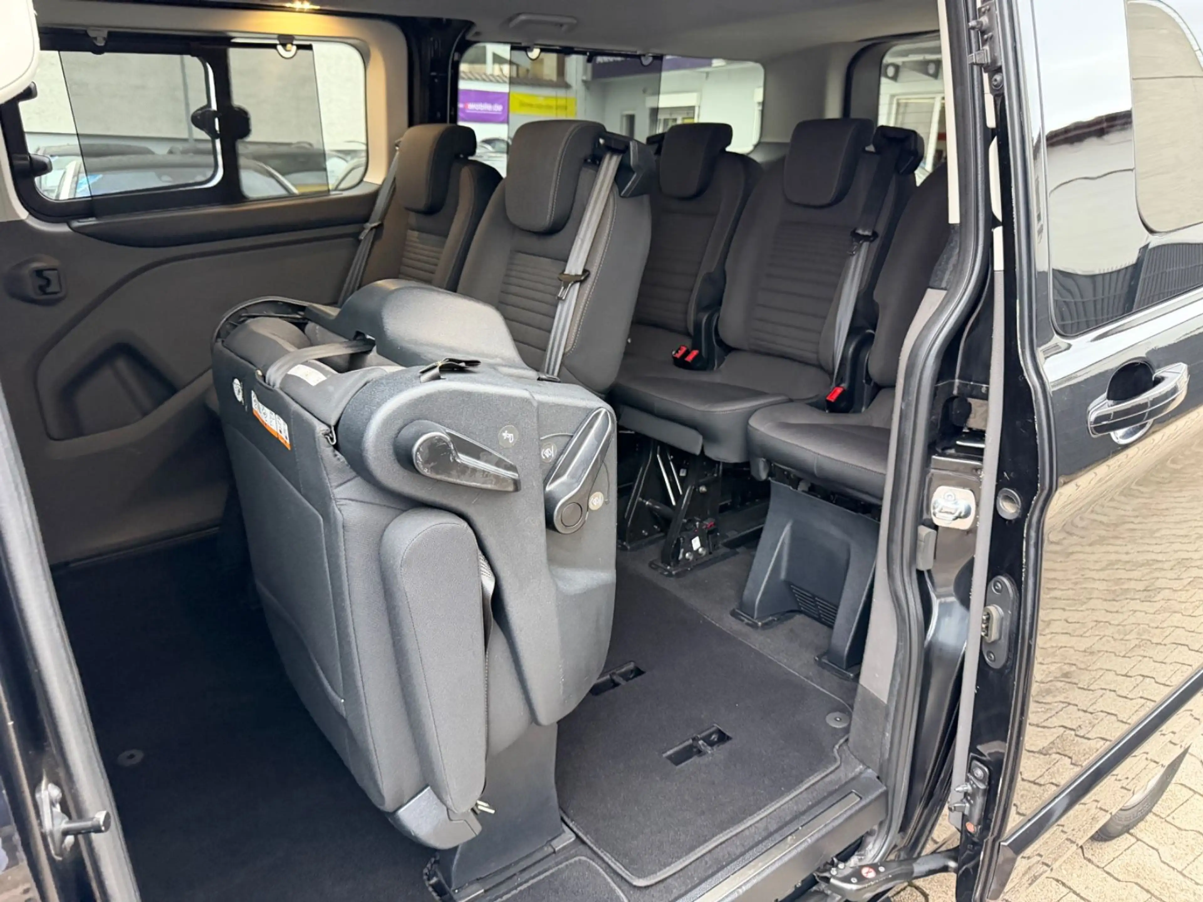 Ford Tourneo Custom Kombi 320L2*9SITZ*1HD*RFK*AHK*19% — photo 15