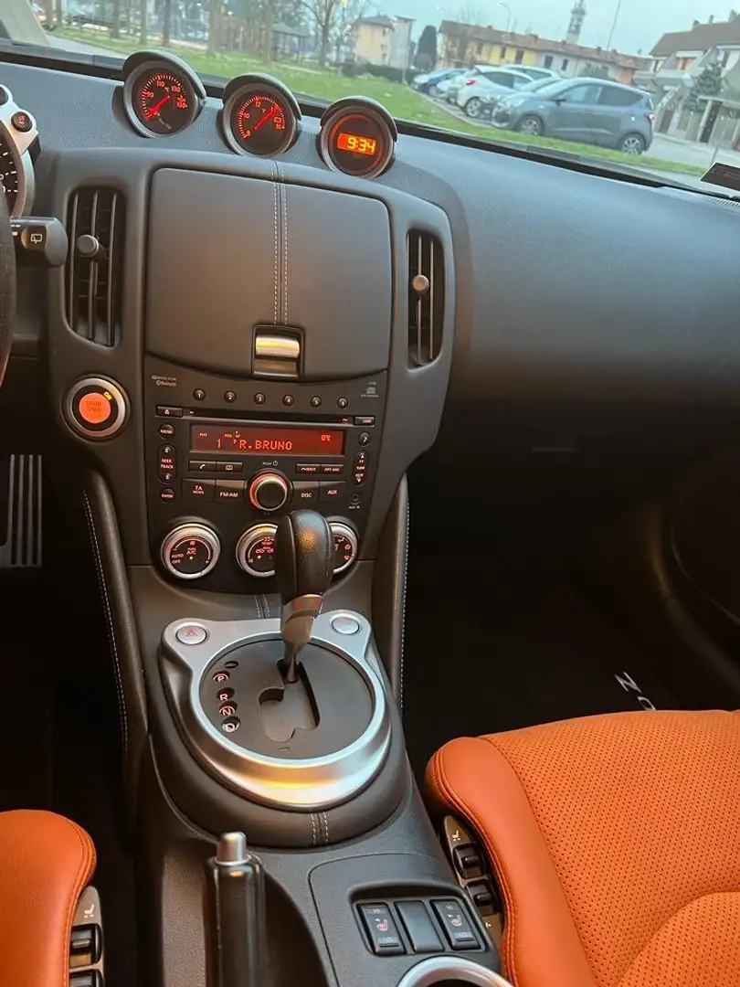 Nissan 370Z Coupe 3.7 V6 Lev2 auto my15 - 2