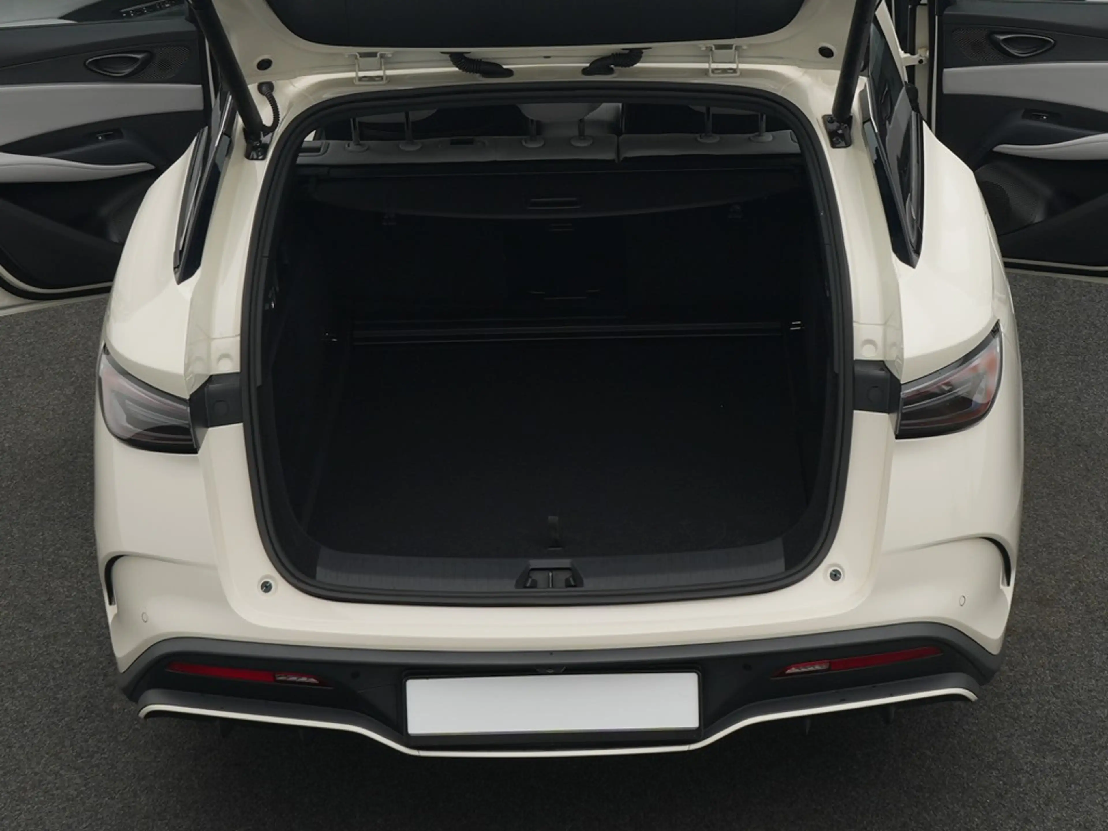 BYD Seal 6 SEAL 6 DM-i Touring Boost — photo 9