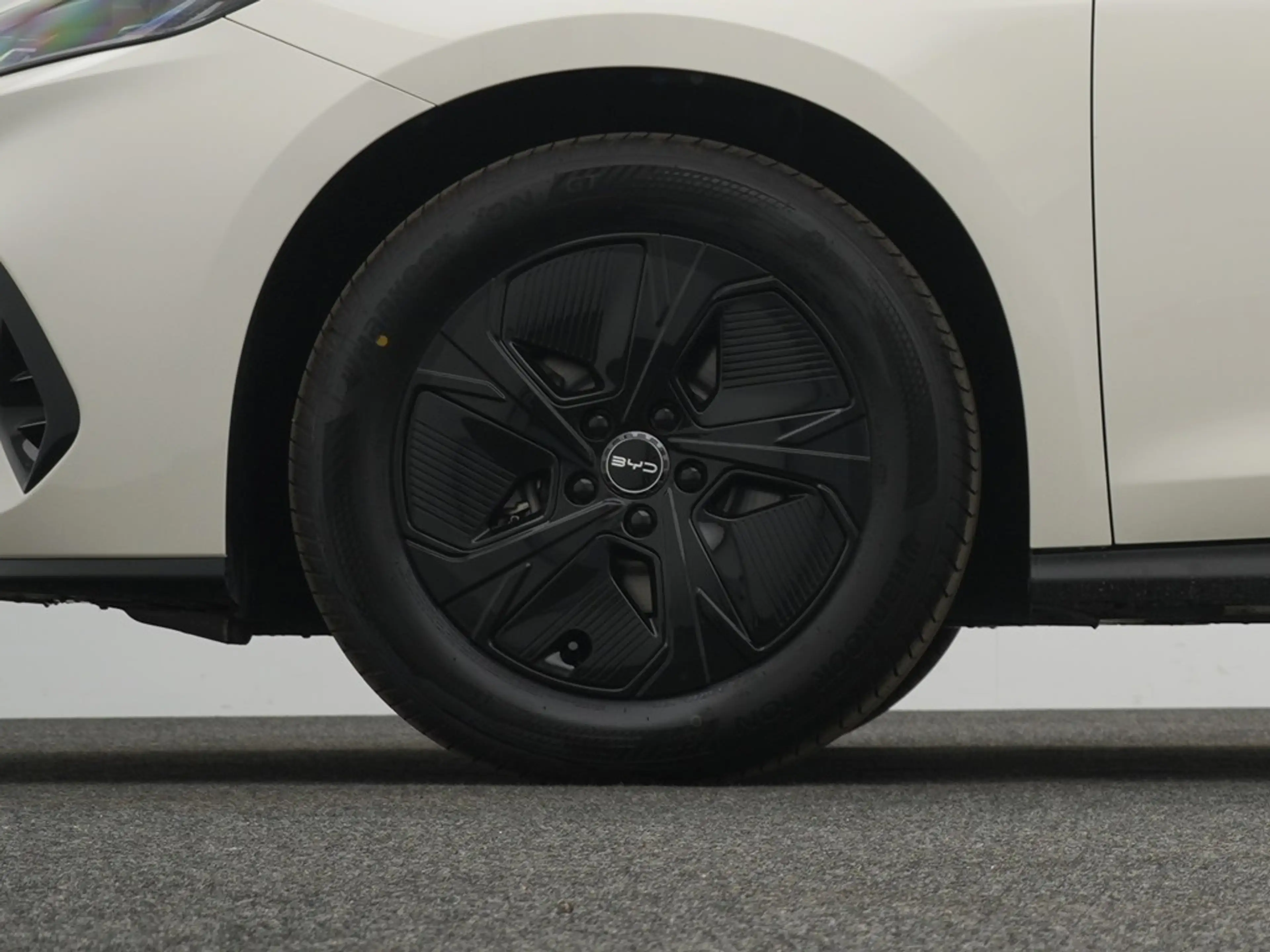 BYD Seal 6 SEAL 6 DM-i Touring Boost — photo 10