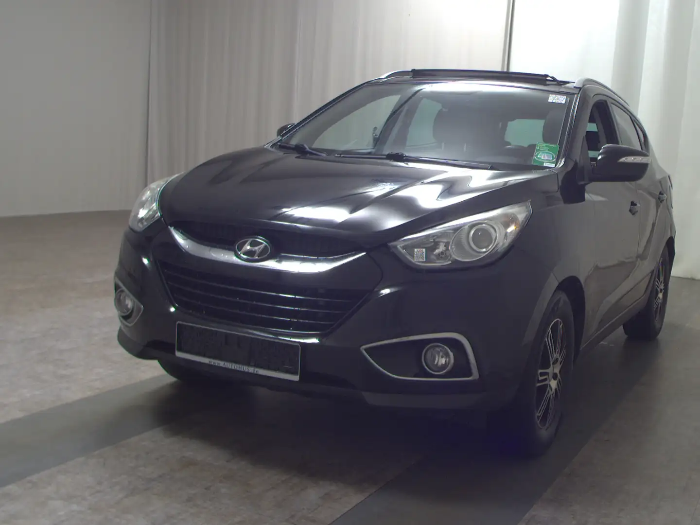 Hyundai iX35 2.0 CRDI Style Leder Navi GSD AHK Schwarz - 2