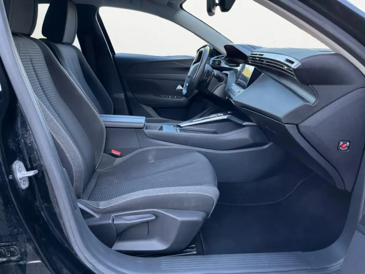Peugeot 308 308 — photo 11