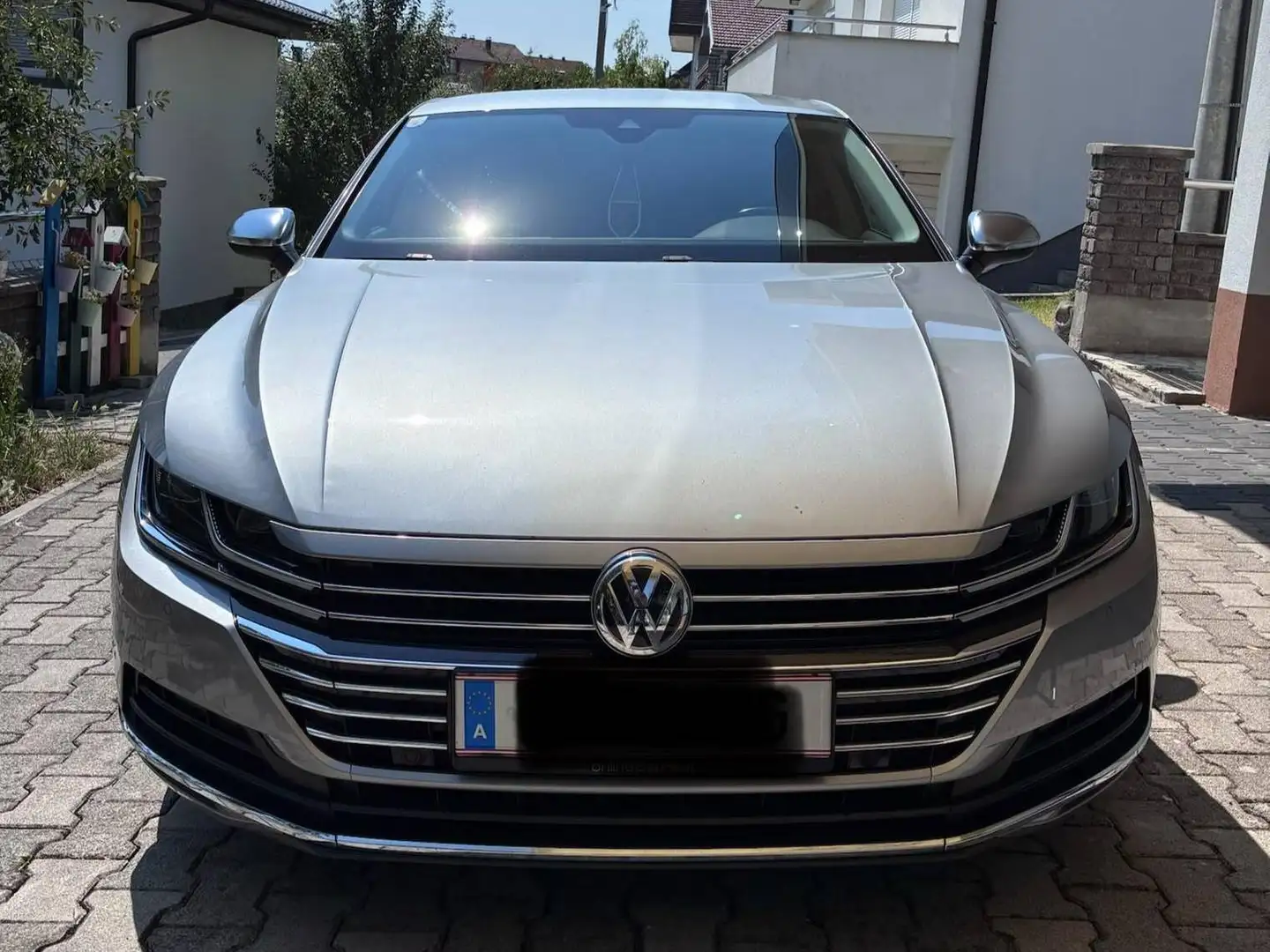Volkswagen Arteon Arteon 2,0 TDI SCR 4Motion Highline DSG Highline Silber - 1