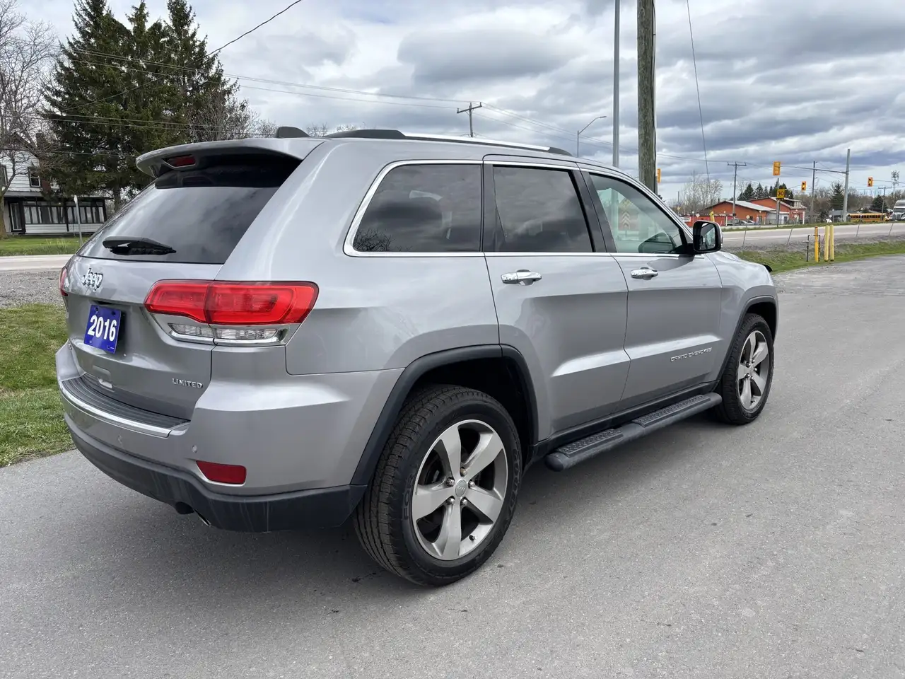 Jeep Grand Cherokee снимка Jeep Grand Cherokee