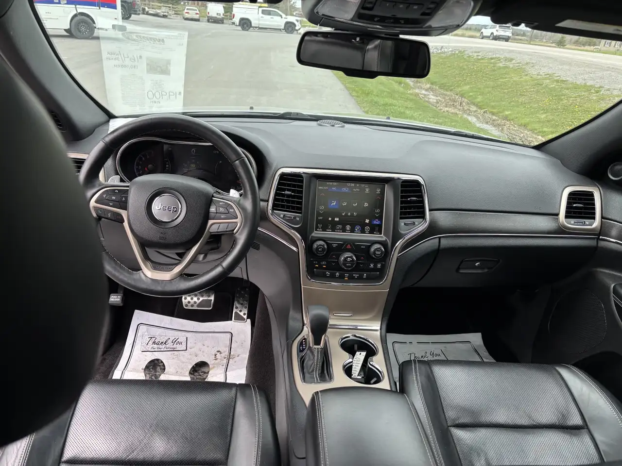 Jeep Grand Cherokee снимка Jeep Grand Cherokee