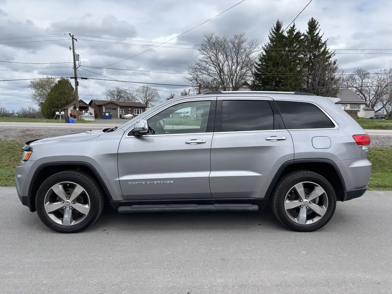 Jeep Grand Cherokee снимка Jeep Grand Cherokee