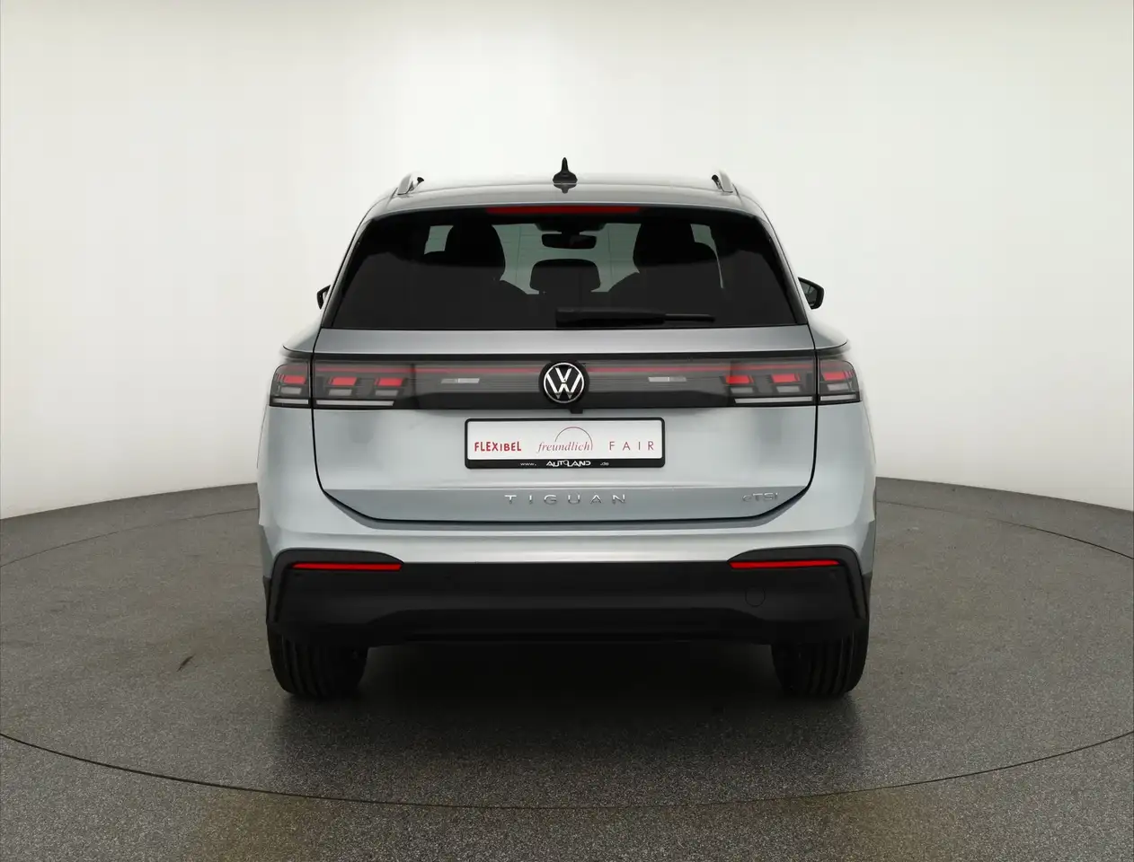 Volkswagen Tiguan 1.5 eTSI DSG LED ACC Kamera Sitzheizung 4