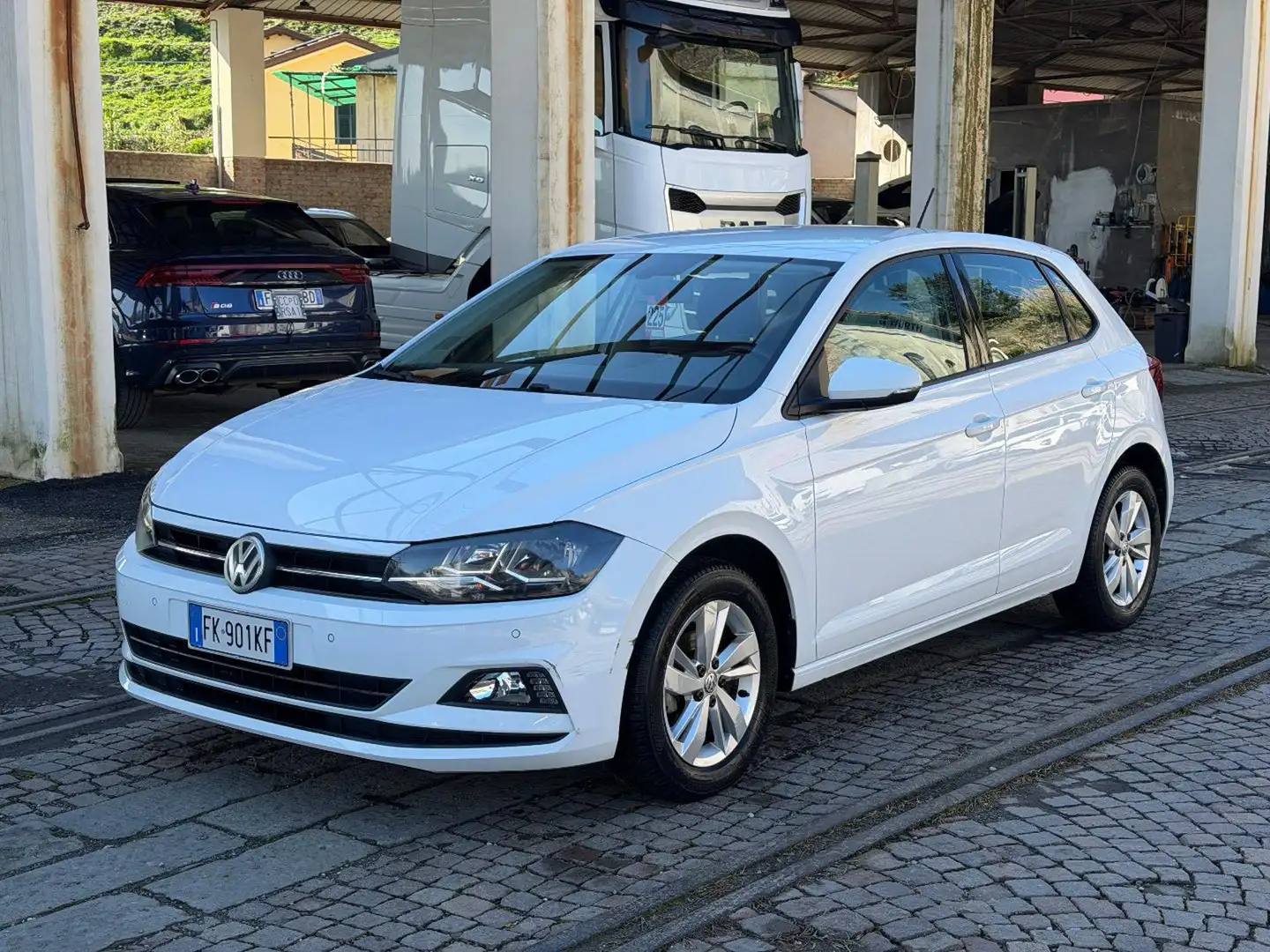 Volkswagen Polo 1.0 TSI 5p. Comfortline BlueMotion Technology Weiß - 1