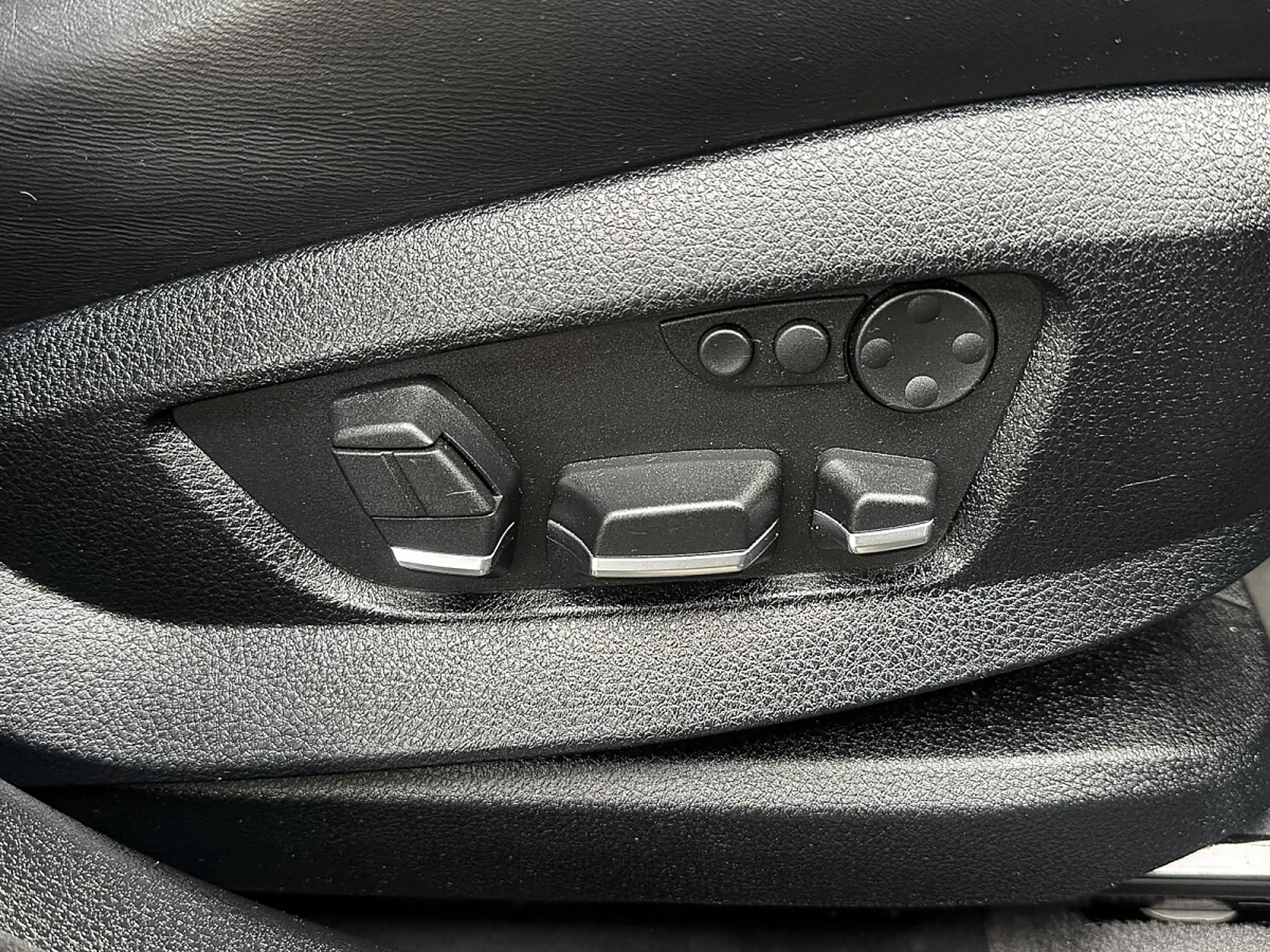 BMW 535 d Gran Turismo xDrive Aut. | SEHR GUTE AUSSTATT... — photo 21