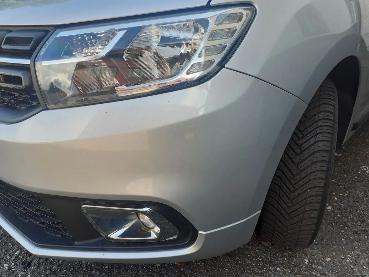 Dacia Logan MCV TCe 90 Comfort Gris - 1