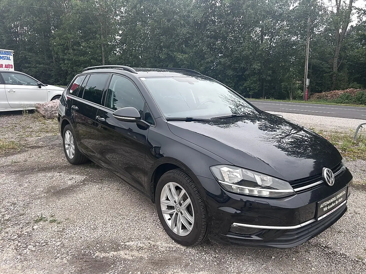 Volkswagen Golf Combi 1,6 TDI DSG Schwarz - 1