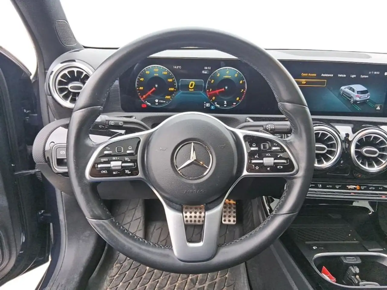 Mercedes-Benz A-Class снимка Mercedes-Benz A-Class