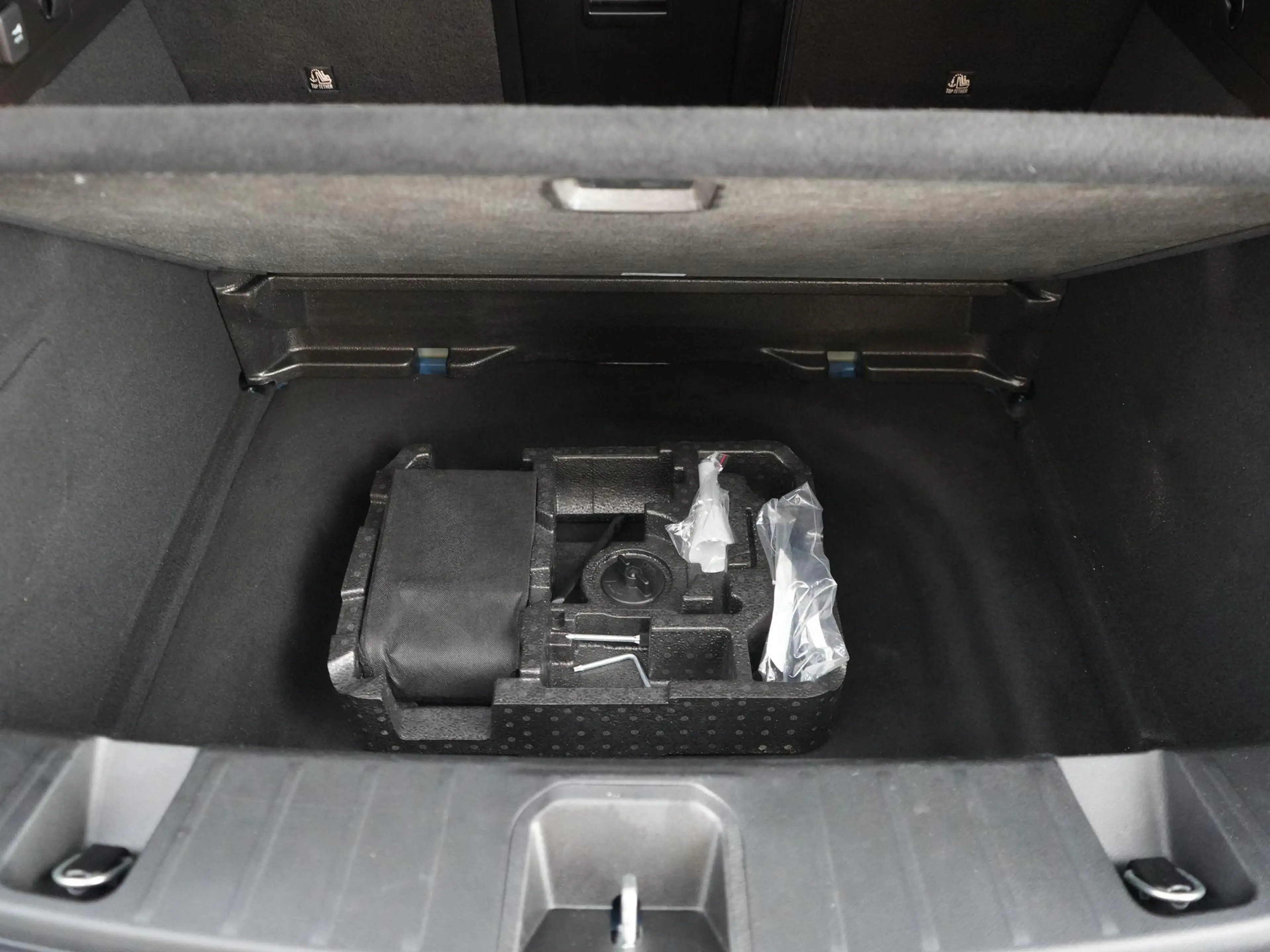 Alfa Romeo Tonale 1.5T Hybrid Edizione Speciale 20inch | Carplay | C — photo 38