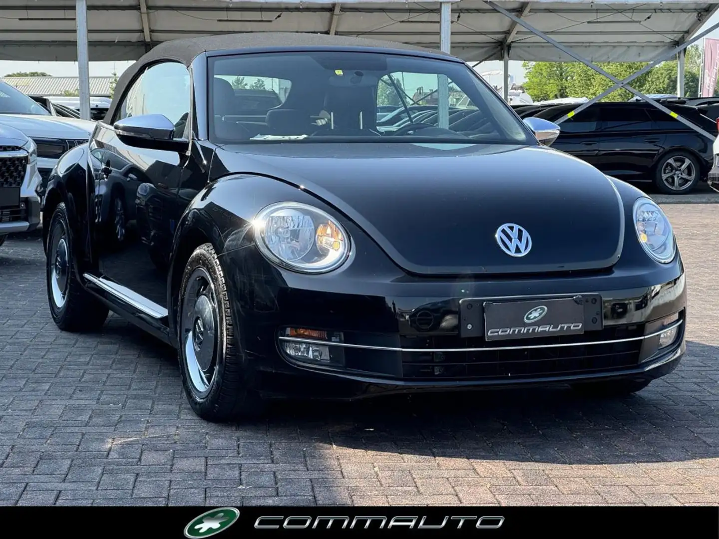 Volkswagen Maggiolino Cabrio 2.0 TDI DSG Sport Чёрный - 2
