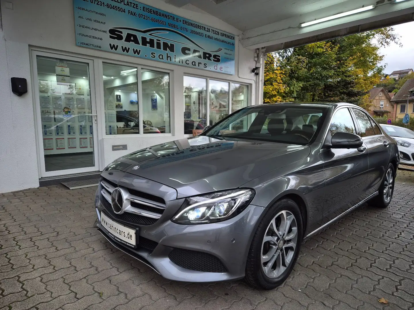 Mercedes-Benz C 220 d Avantgarde AHK/LED/NAVI/LEDER/SPUR-ASSIST Grau - 1