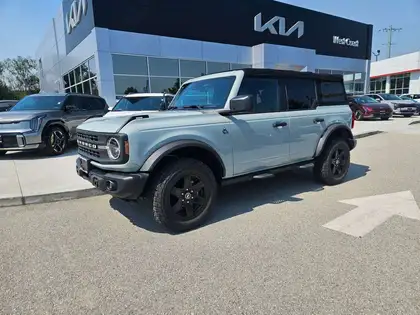 Gray 2022 Ford Bronco SUV / Crossover Four-Wheel Drive Automatic