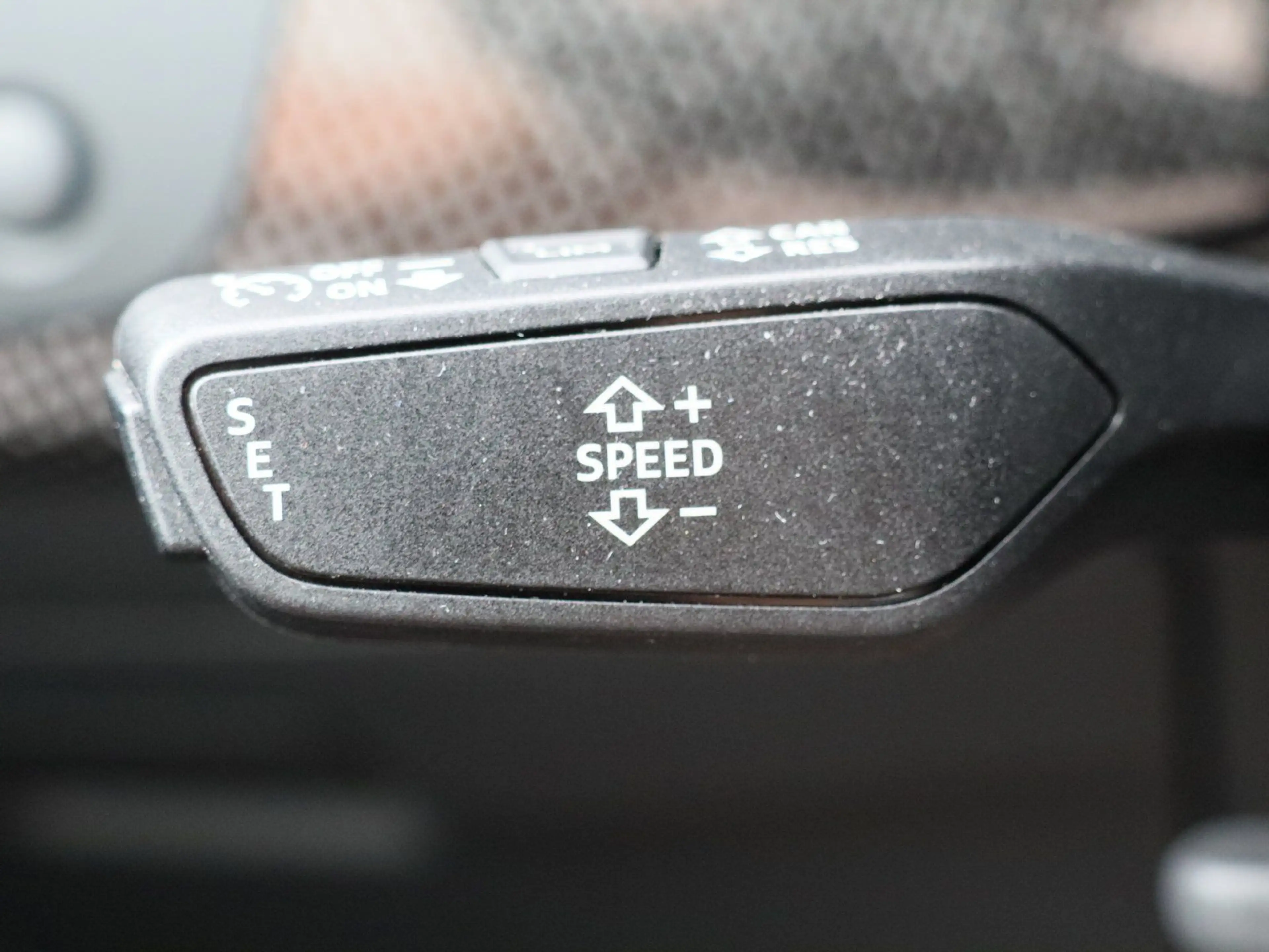 Audi S4 3.0 TDI quattro AHK STHZG Kamera — photo 13