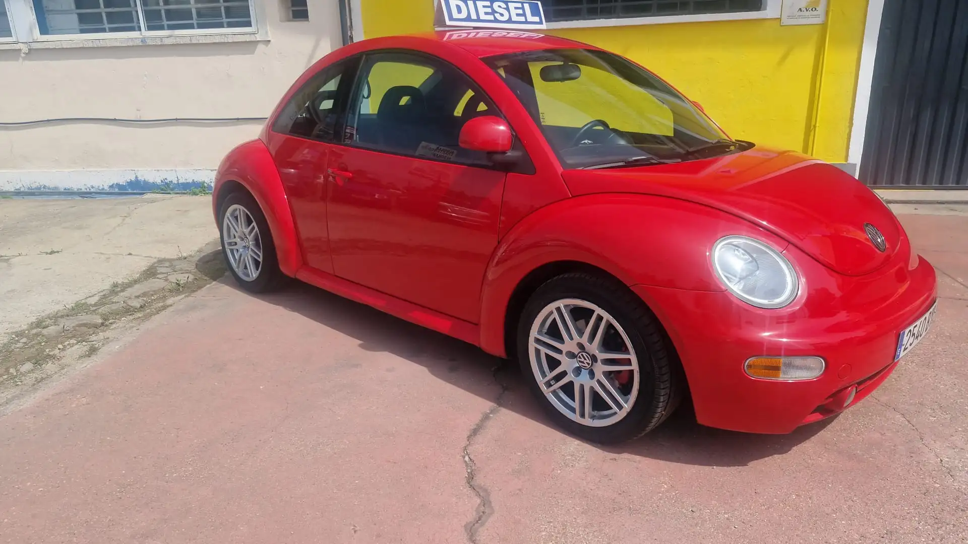 Volkswagen Beetle 1.9TDI - 2