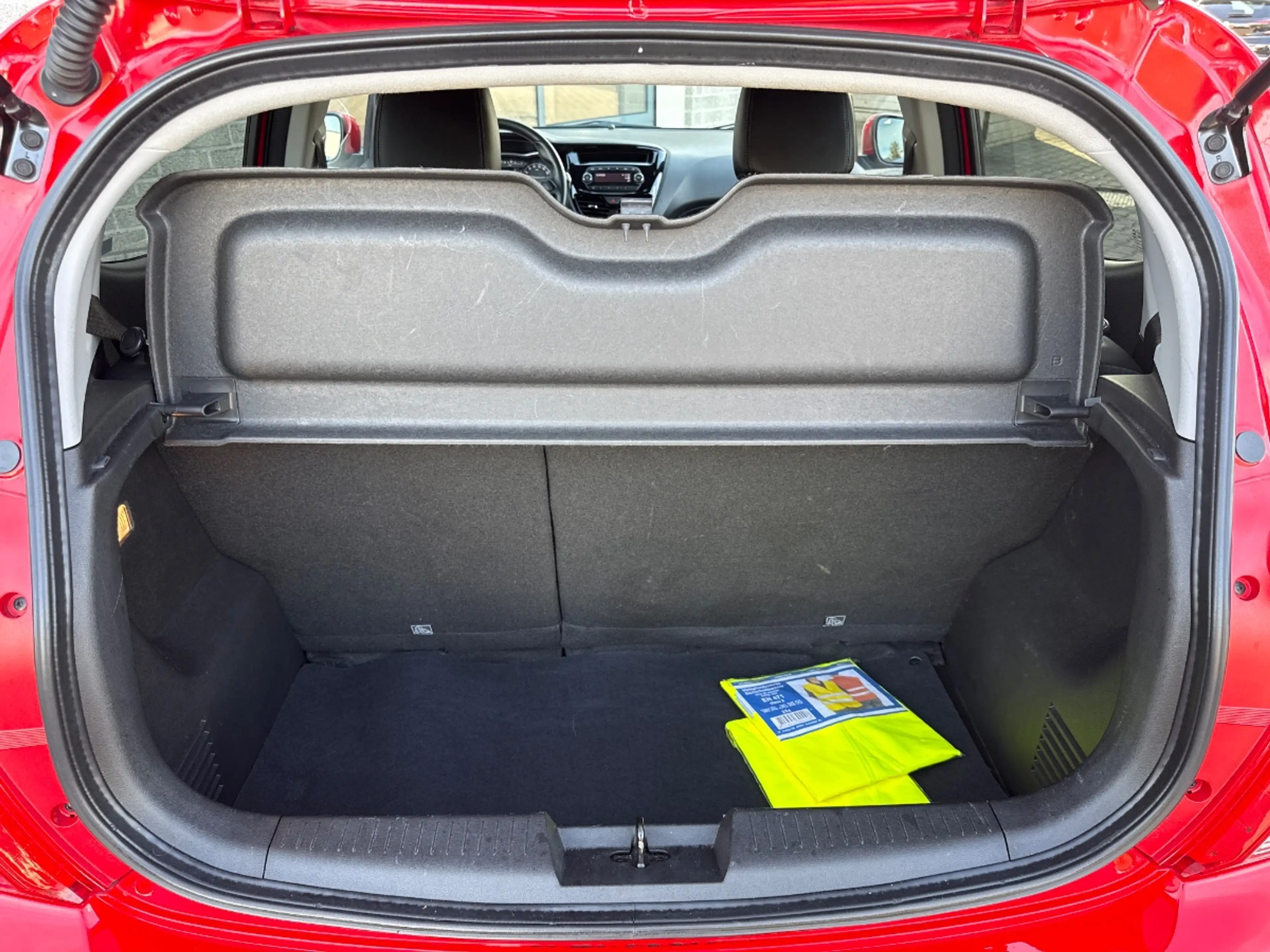 Opel Karl 1.0 ecoFLEX Cosmo — photo 18