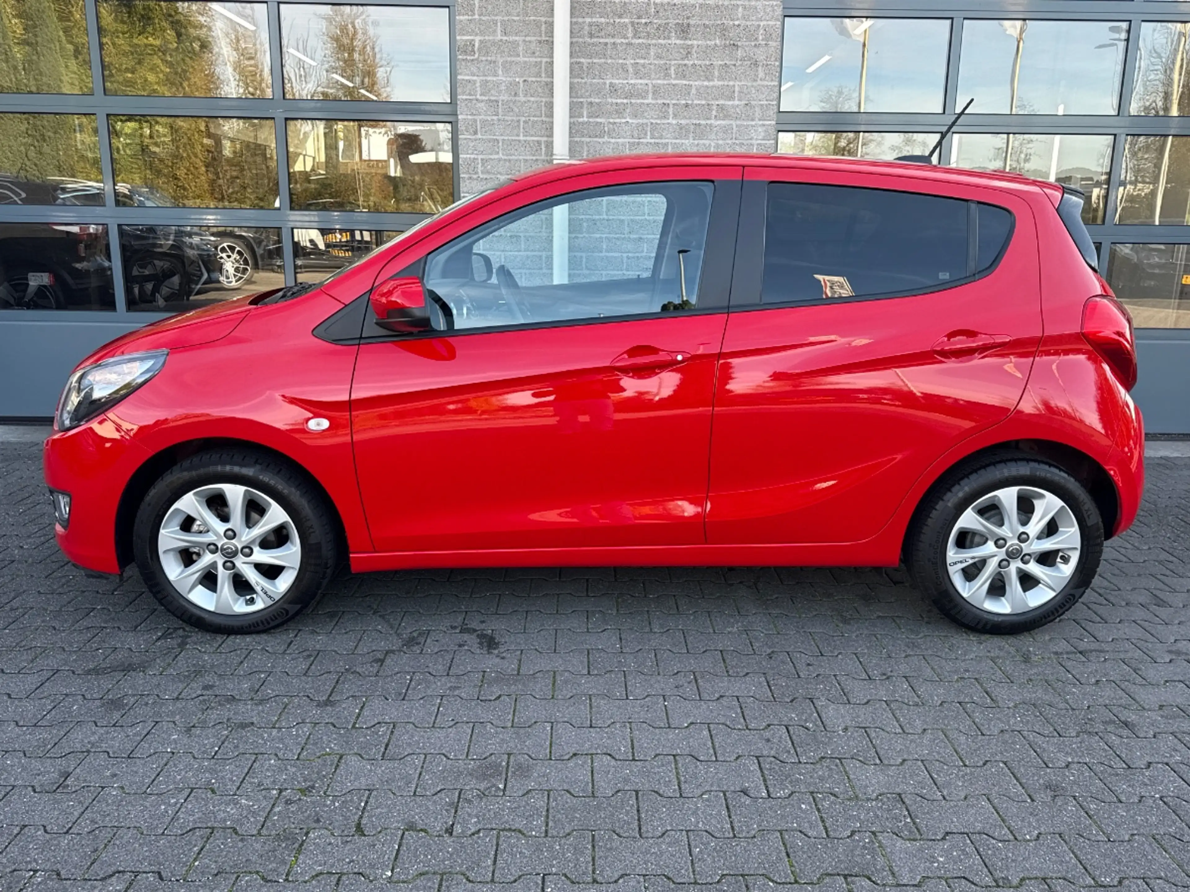 Opel Karl 1.0 ecoFLEX Cosmo — photo 2