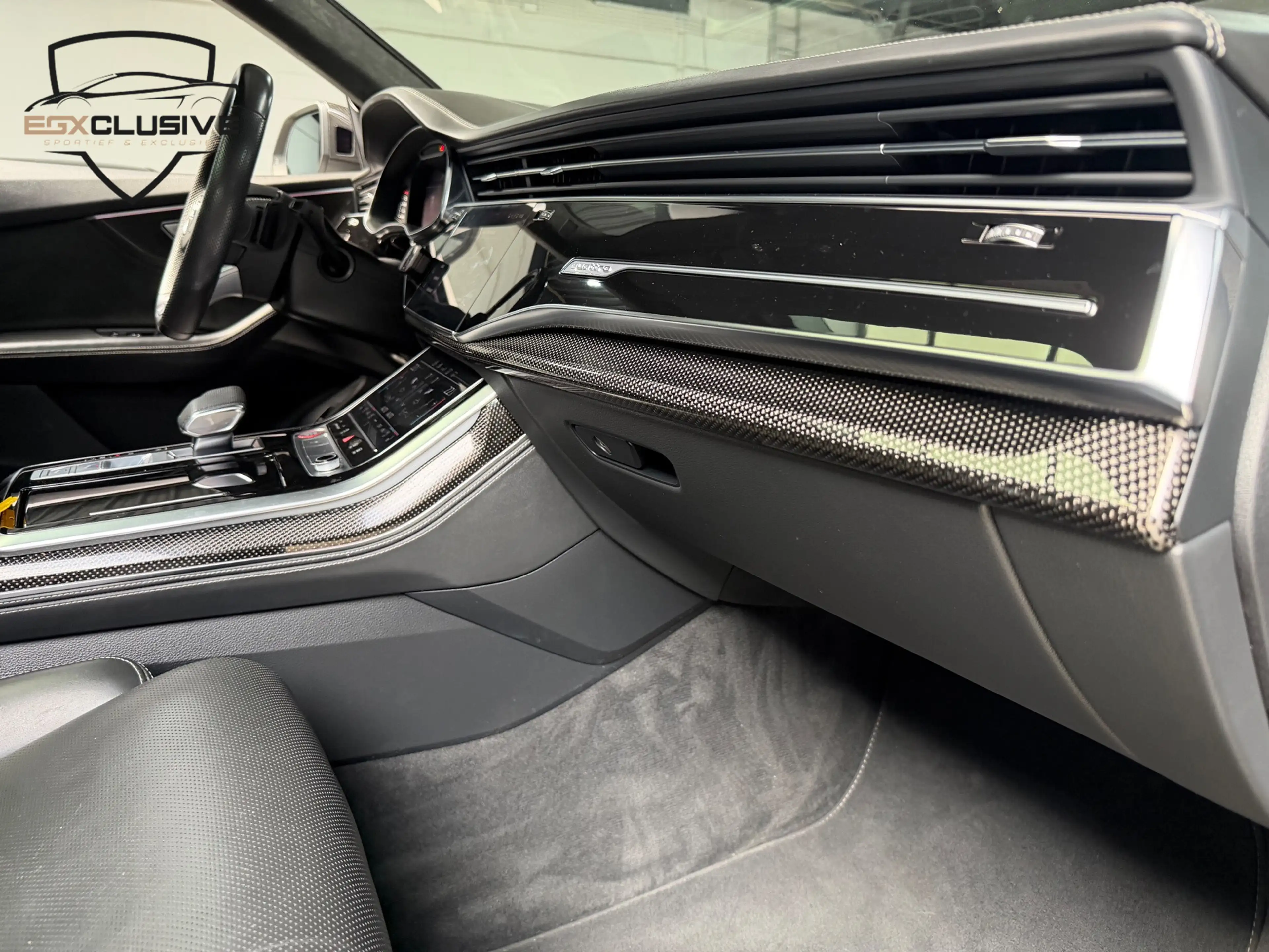 Audi SQ8 4.0 TDI Quattro Ceramic/Pano/B&O3D/HUD/4WSturing — photo 33