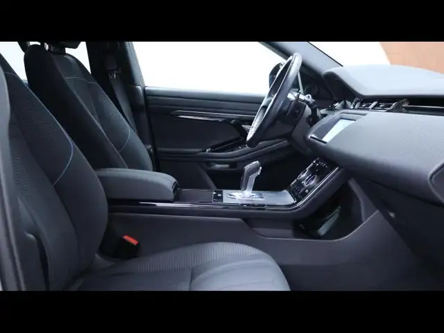 Land Rover Range Rover Evoque view 12
