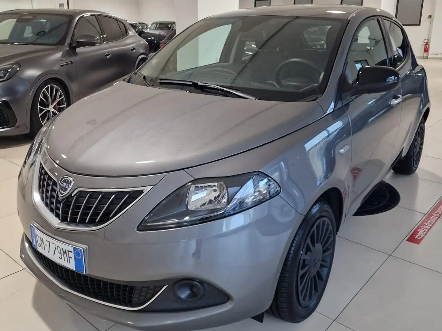 Lancia Ypsilon Ypsilon III 2021 1.0 firefly hybrid Silver s Gris - 1