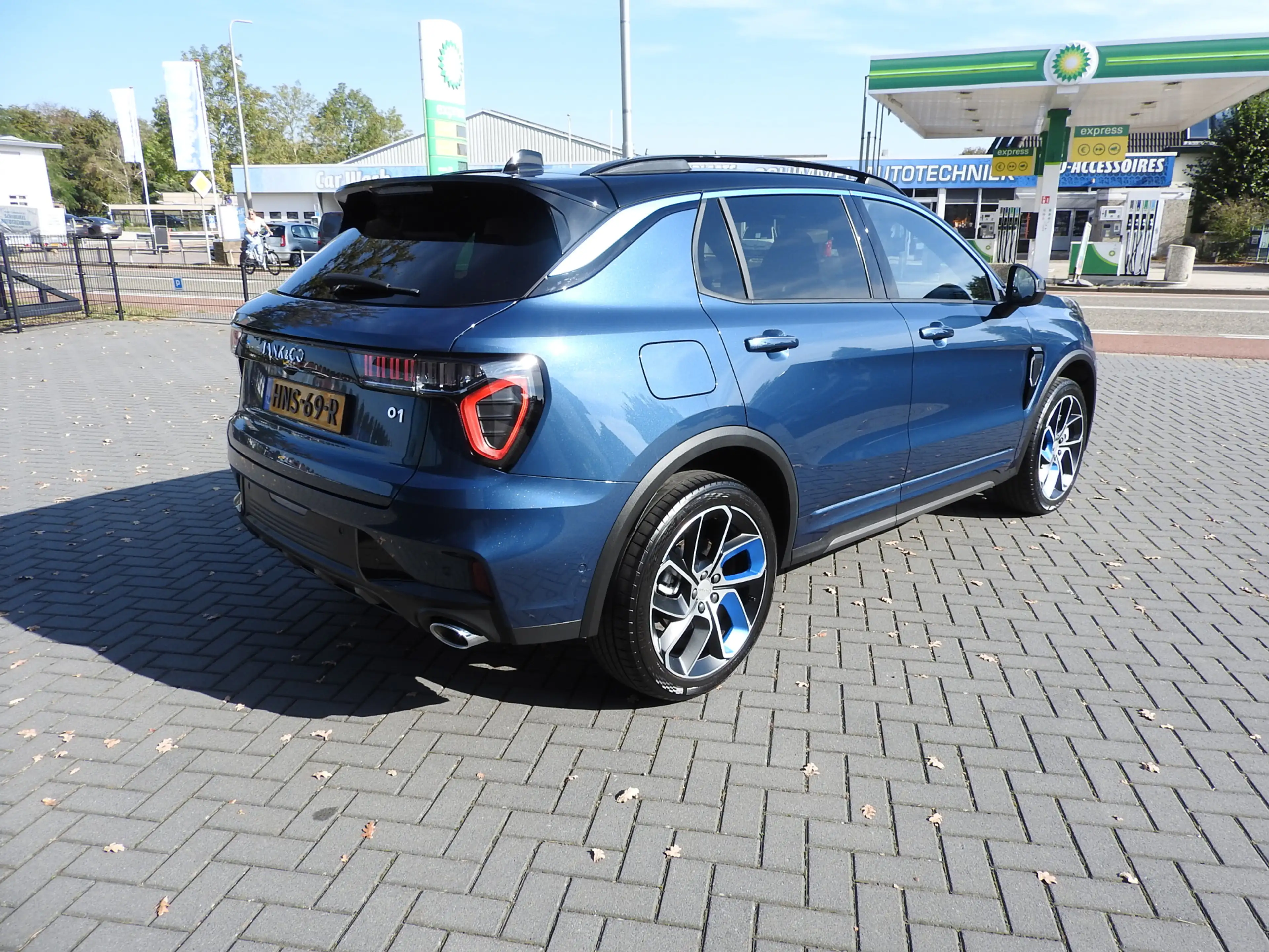 Lynk & Co 01 1.5 PHEV, Panoramadak, 360 Camera, Stuurverw, Zwar — photo 4