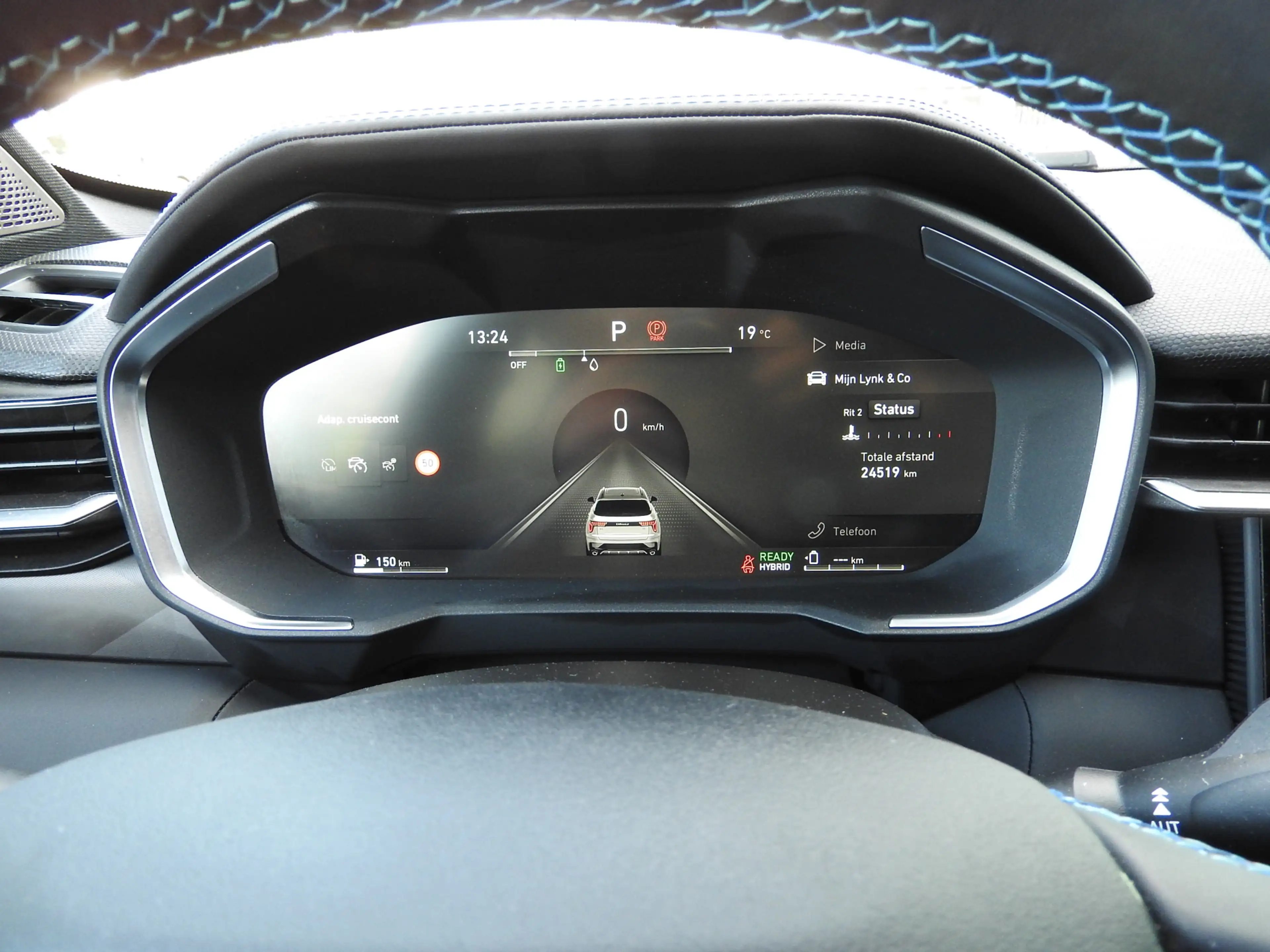 Lynk & Co 01 1.5 PHEV, Panoramadak, 360 Camera, Stuurverw, Zwar — photo 9