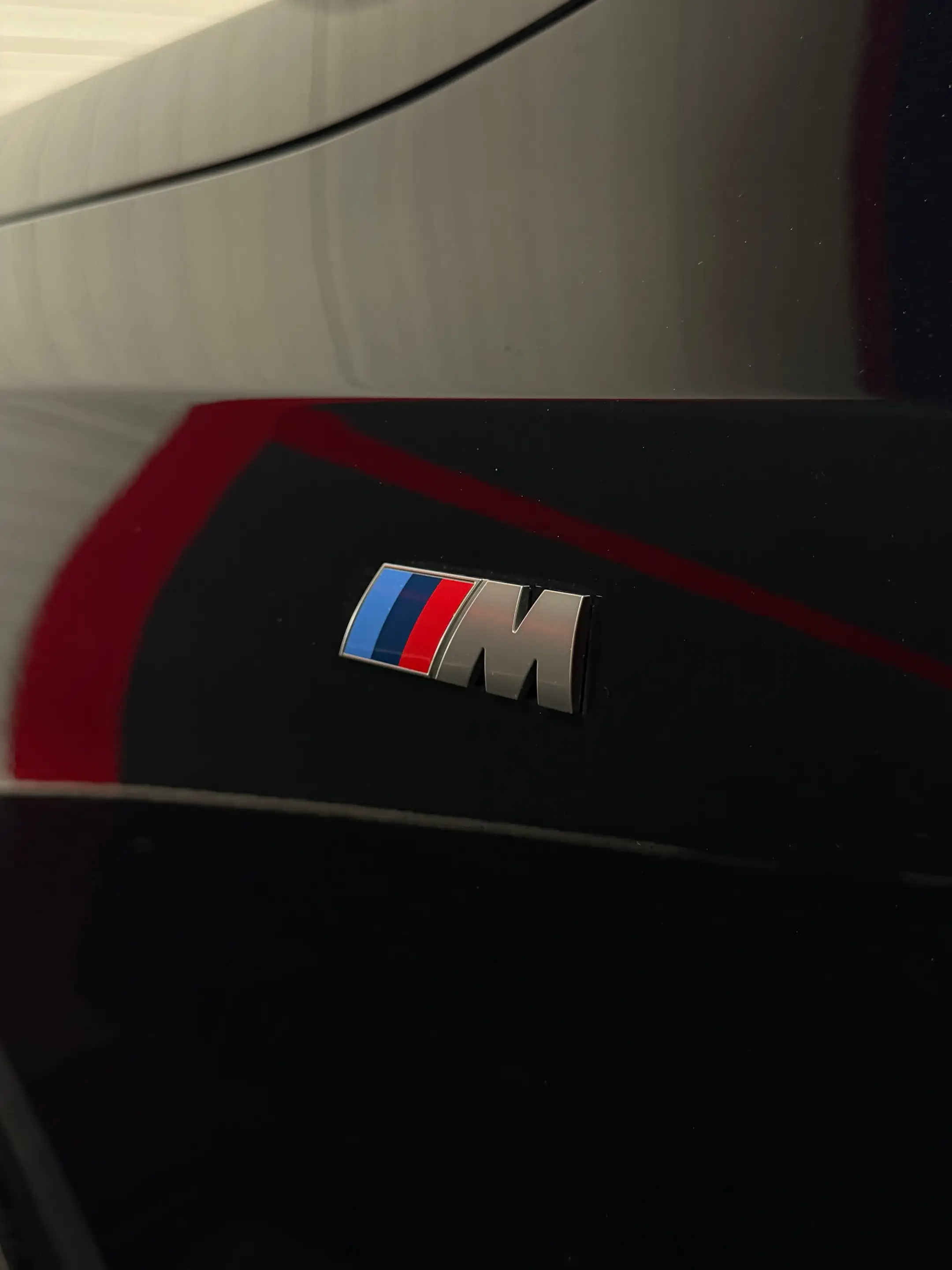 BMW i5 40 xDrive M Sport — photo 9