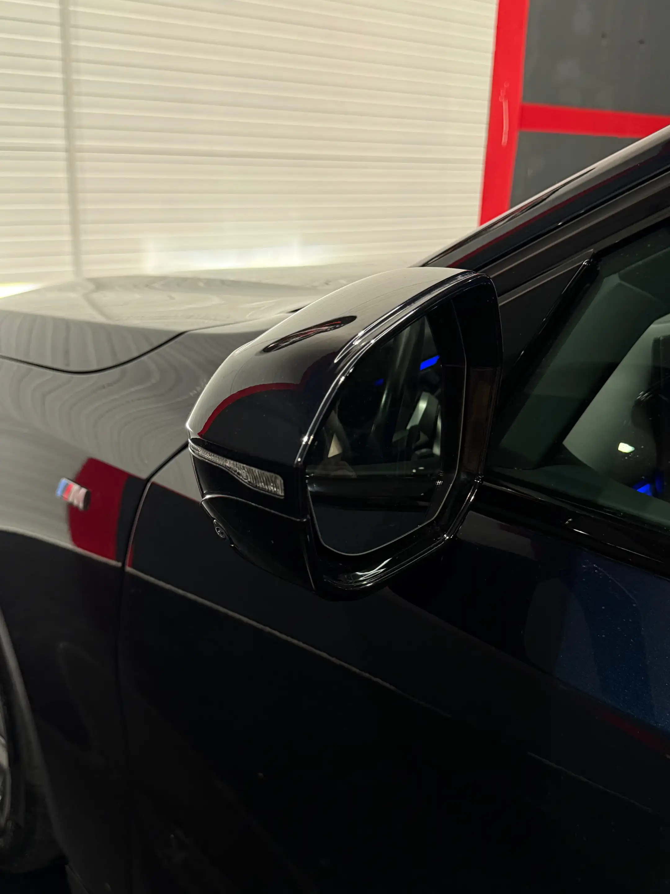 BMW i5 40 xDrive M Sport — photo 10