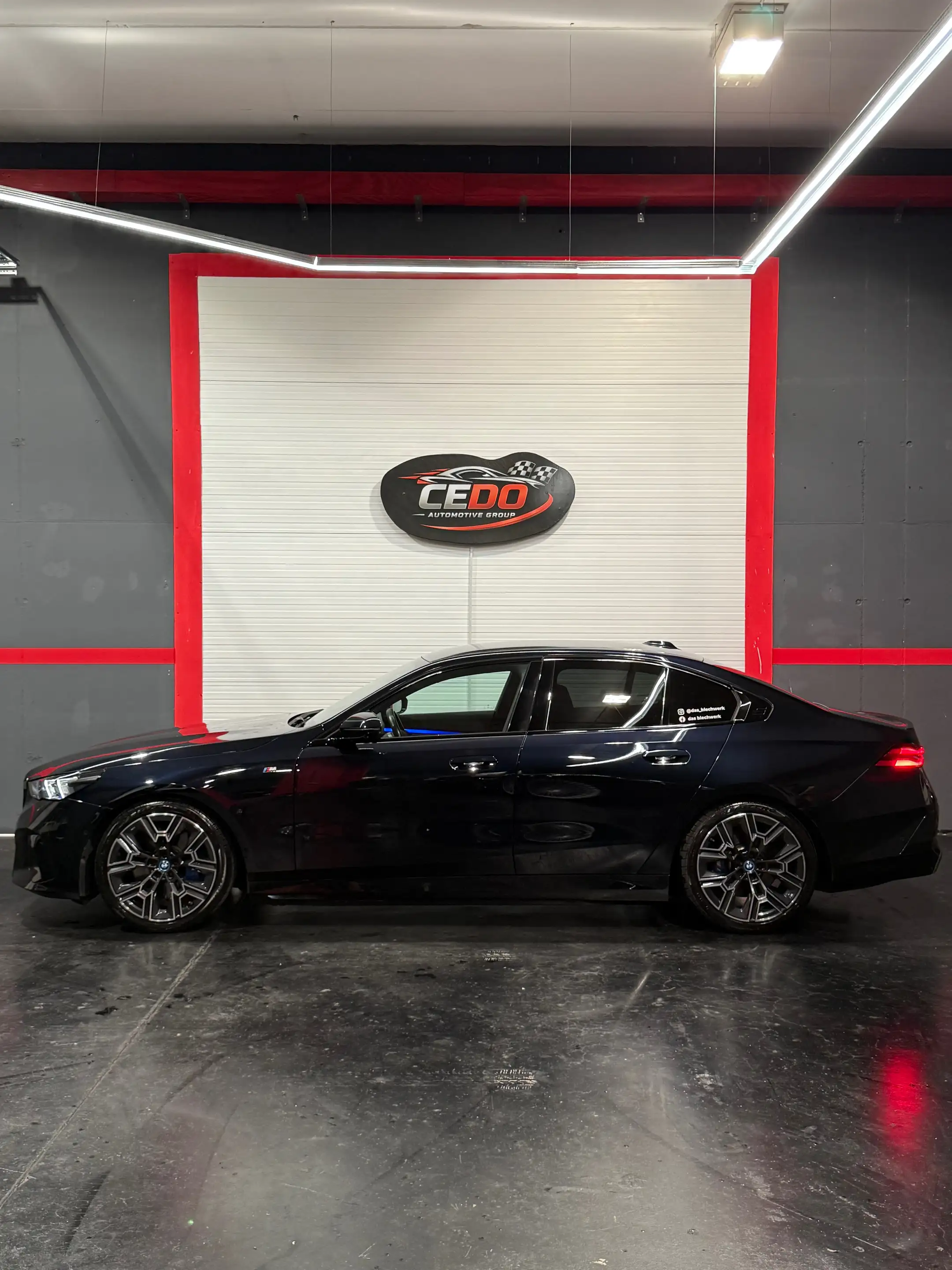 BMW i5 40 xDrive M Sport — photo 2